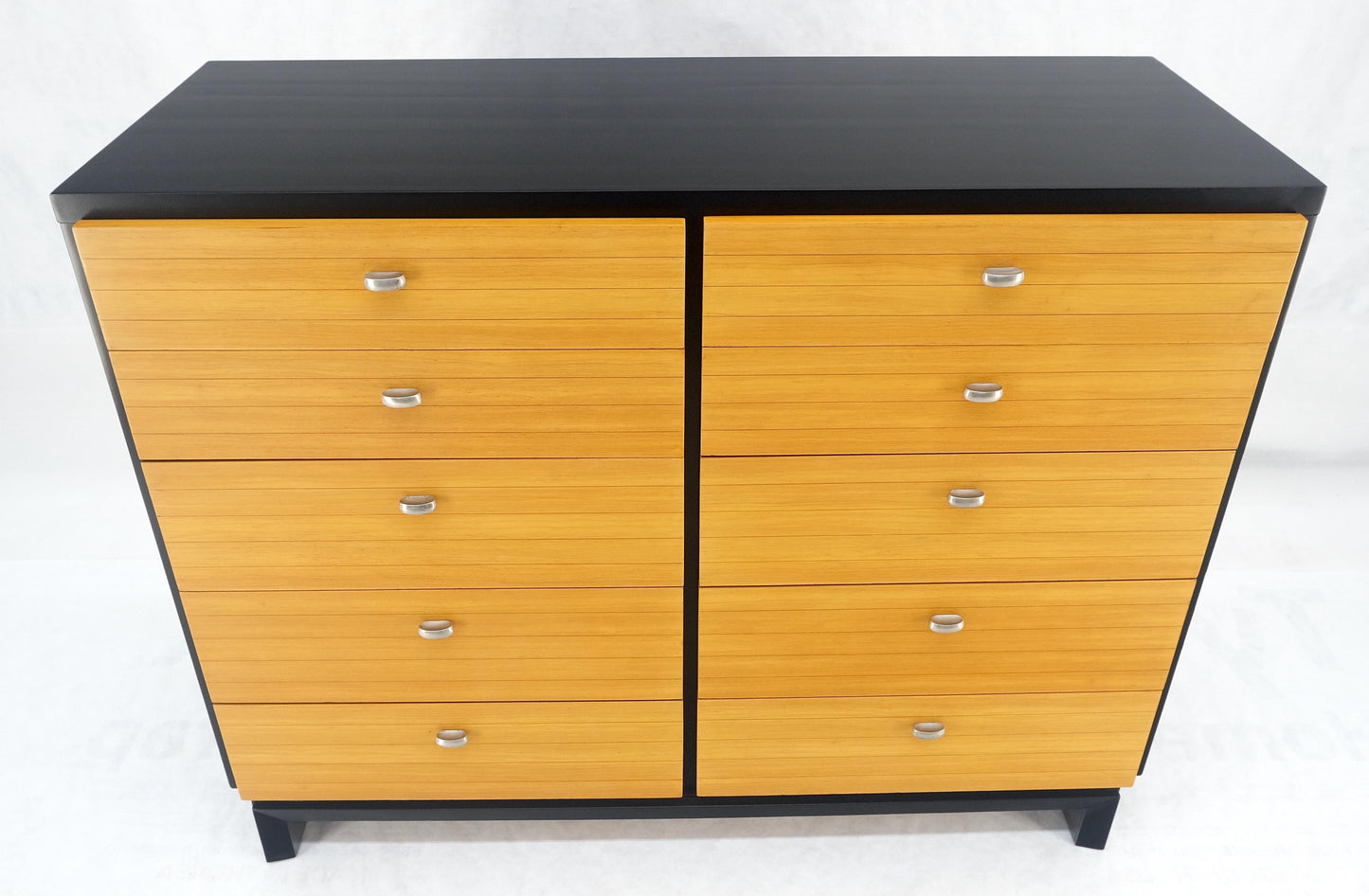 EstablishedLines American of Martinsville Black & Blond 10 Drawers Dresser on Bracket Feet MINT!