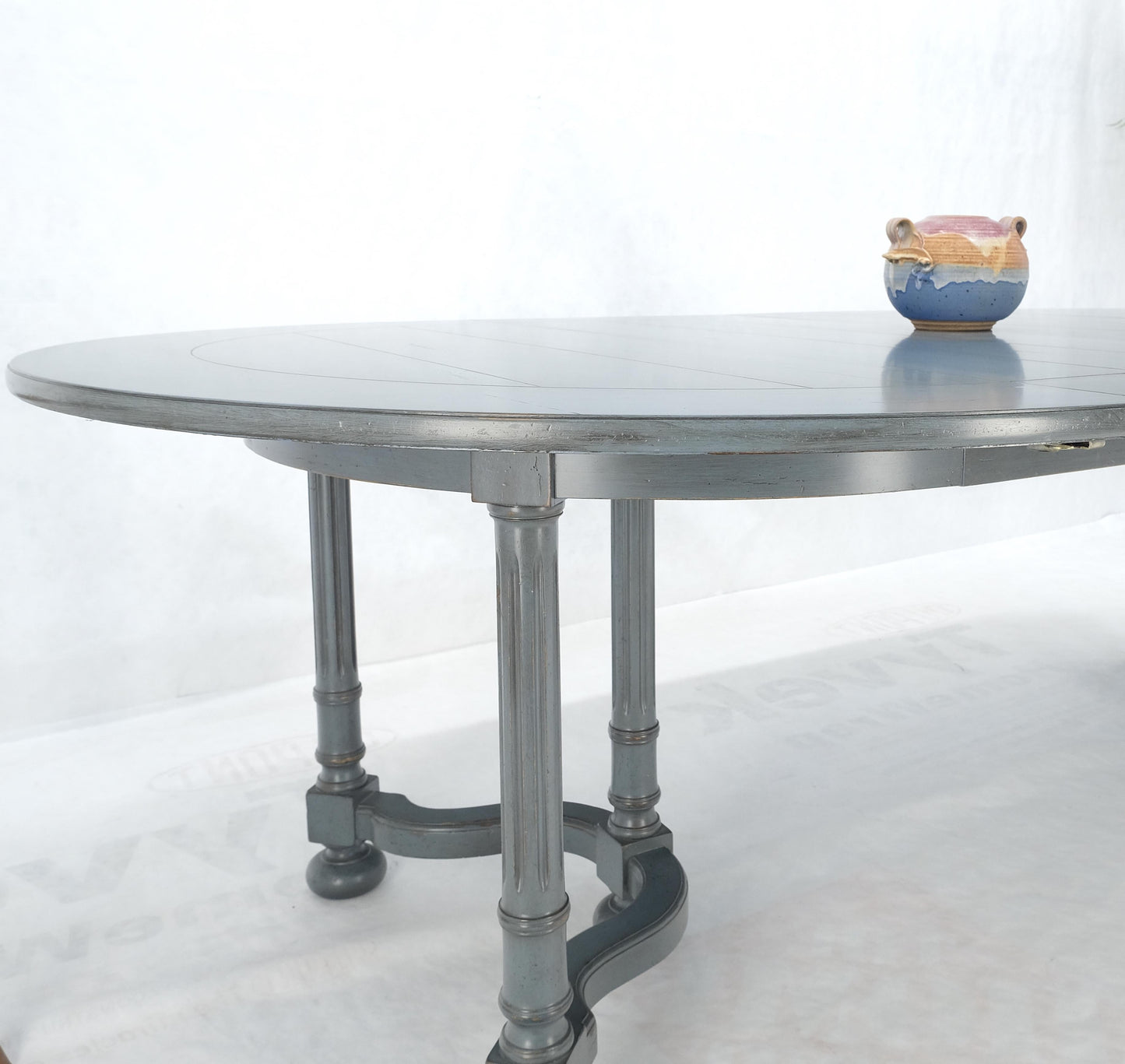 EstablishedLines Baker Round Blue Grey Wash Milk Paint Style Finish Dining Table 2 Leaves MINT!