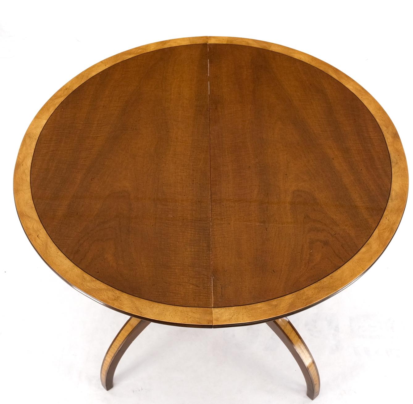 EstablishedLines Charak Lacquered Mahogany Banded Round Dining Table w/ 2 Leaves Inlaid Legs Mint