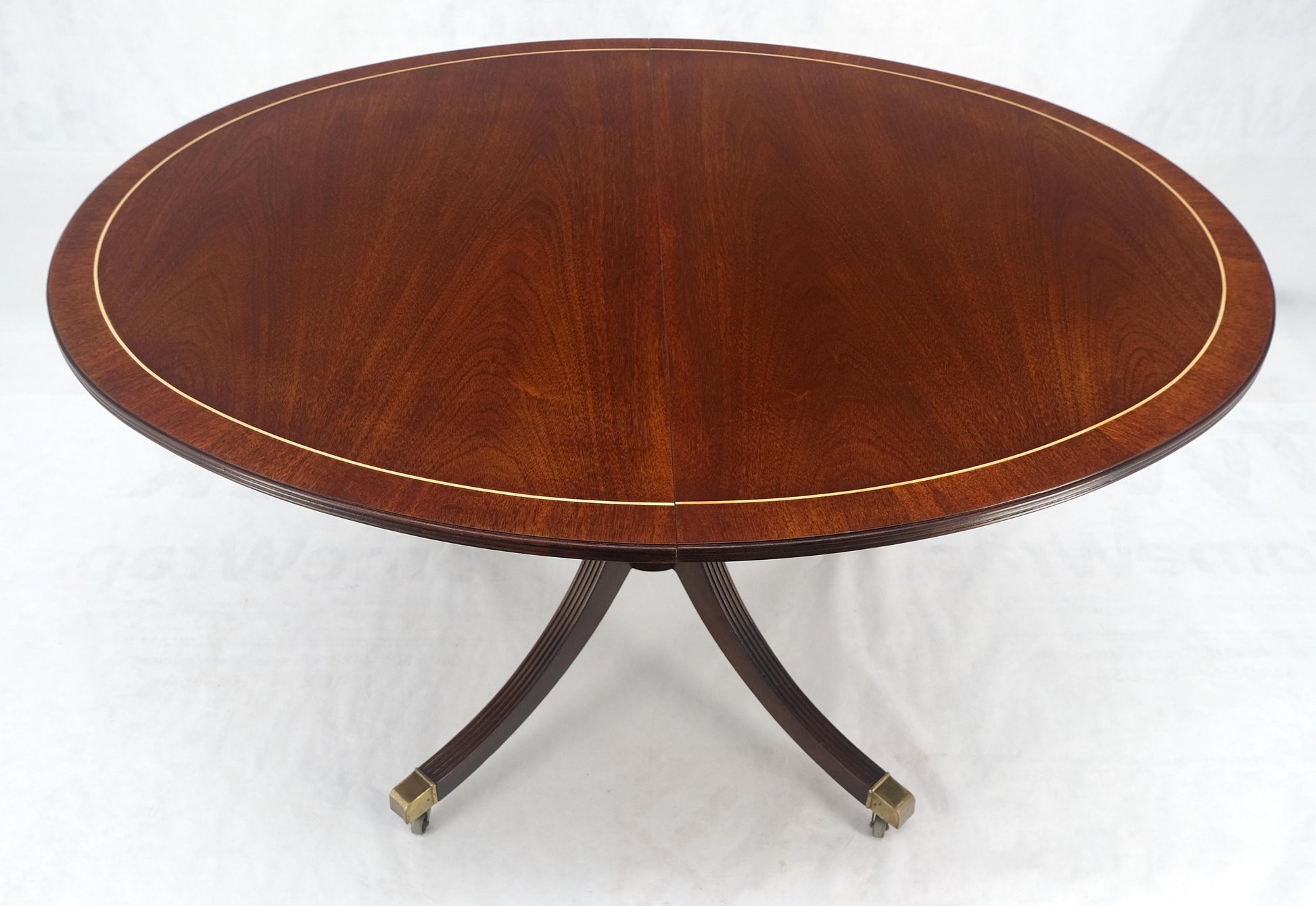EstablishedLines Baker Banded Oval Round Single Pedestal Mahogany Dining Table 2x20" Leaves MINT!