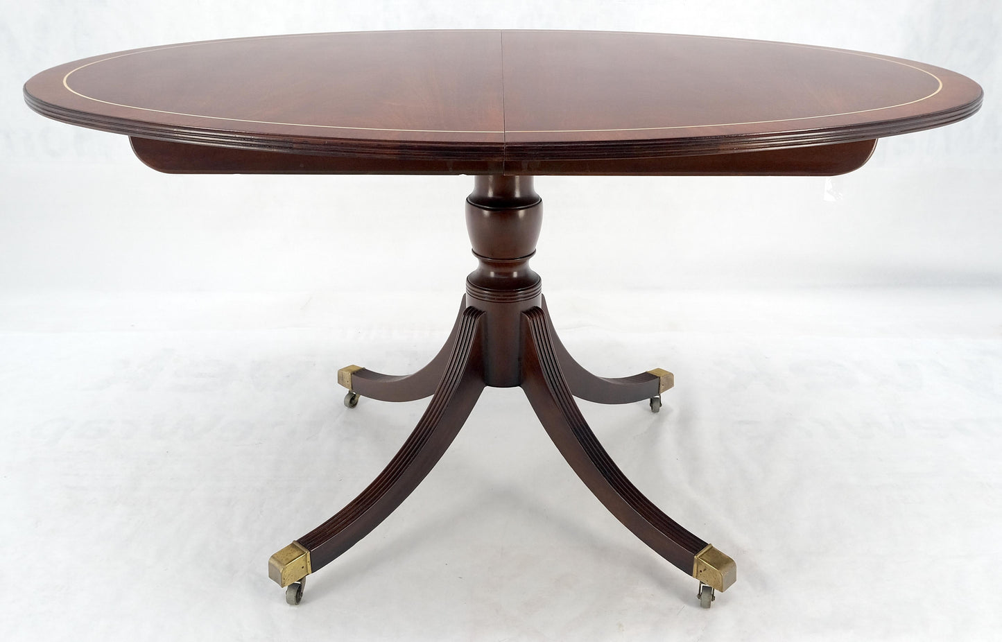 EstablishedLines Baker Banded Oval Round Single Pedestal Mahogany Dining Table 2x20" Leaves MINT!