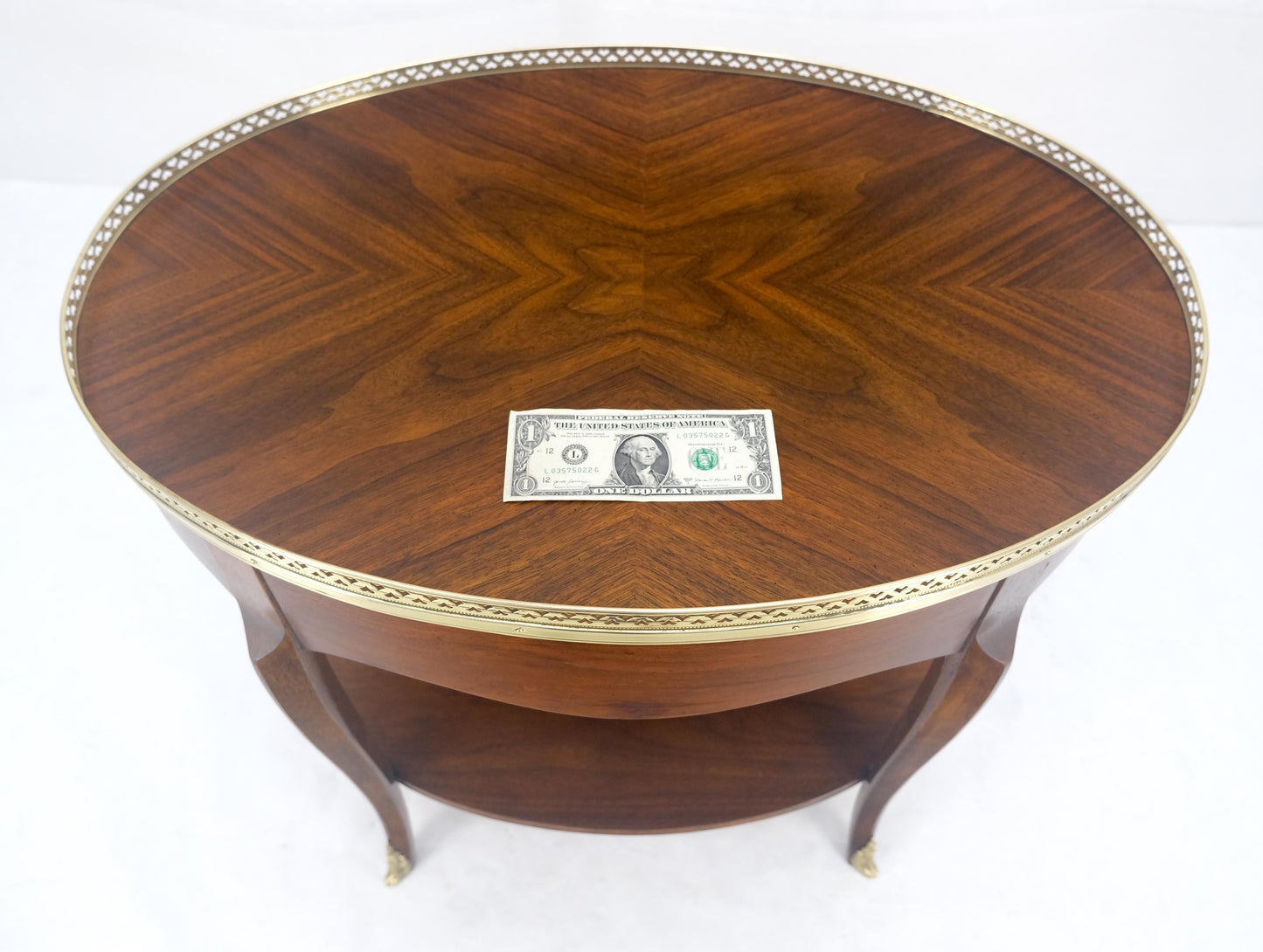 EstablishedLines Baker Brass Gallery & Feet Oval Top Two Tier Side End Lamp Table Stand MINT