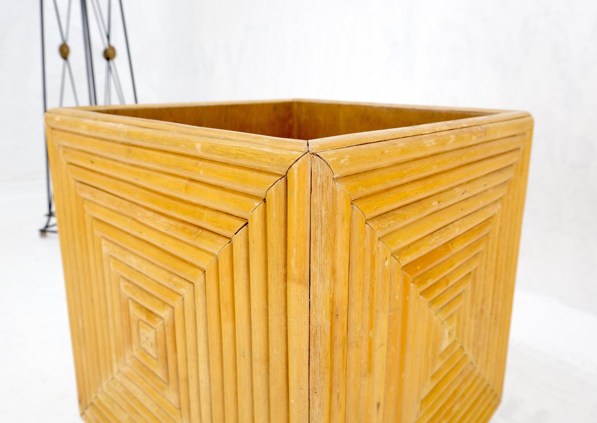 EstablishedLines Mid-Century Modern Reed Bamboo Rattan Square Cube Shape Planter Stand on Wheels