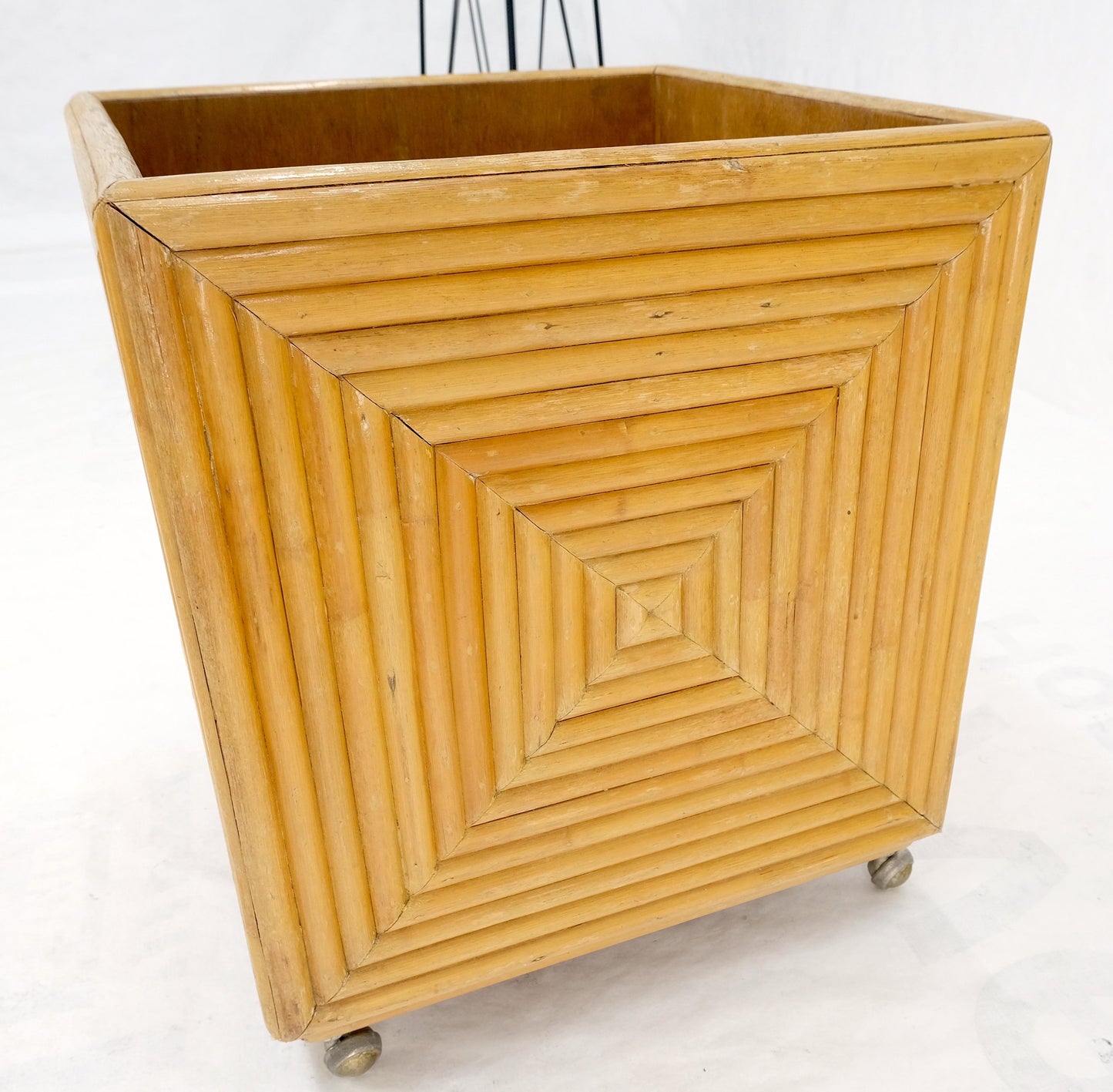 EstablishedLines Mid-Century Modern Reed Bamboo Rattan Square Cube Shape Planter Stand on Wheels