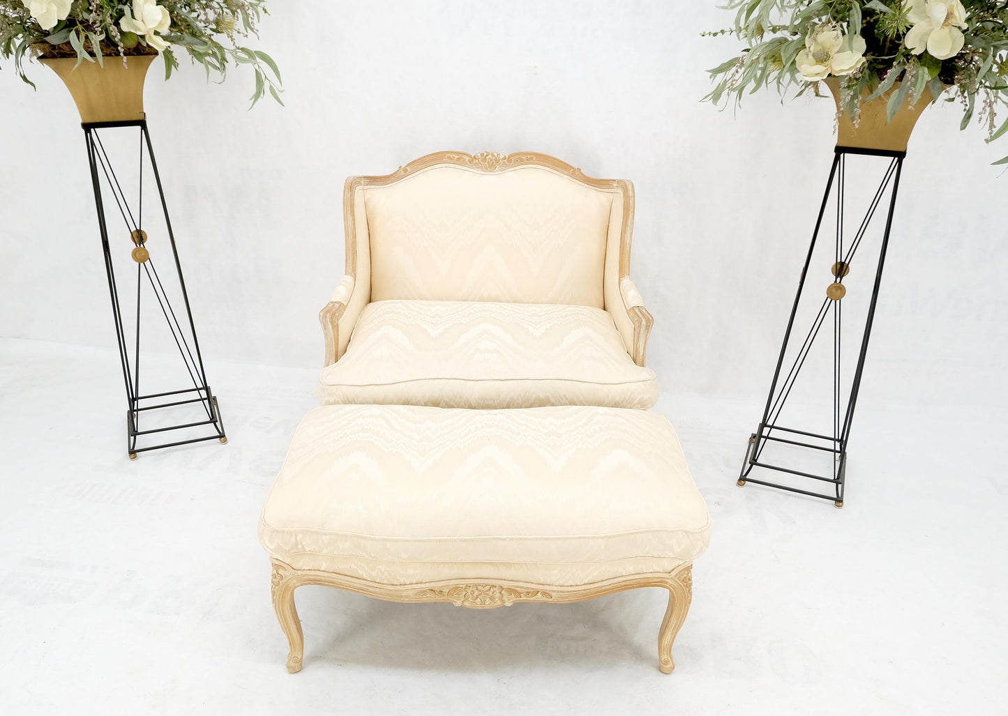 EstablishedLines Extra Wide Country French Lounge Chair W/ Matching Ottoman Beige Upholstery Mint