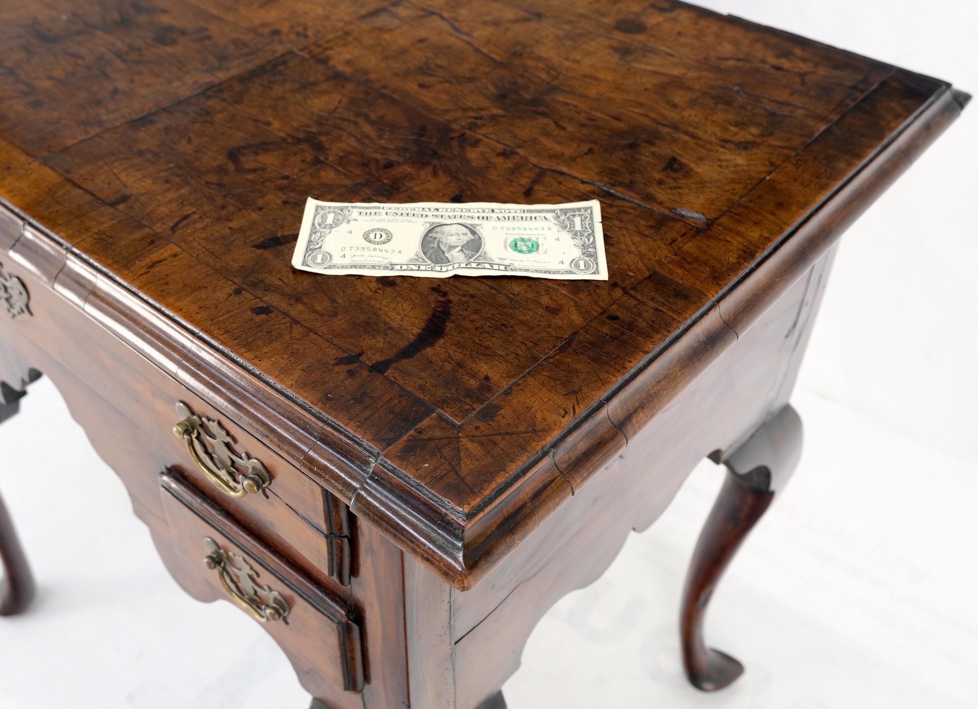 Antique Walnut 18th Century Queen Ann 3 Drawers Low Boy Good Condition