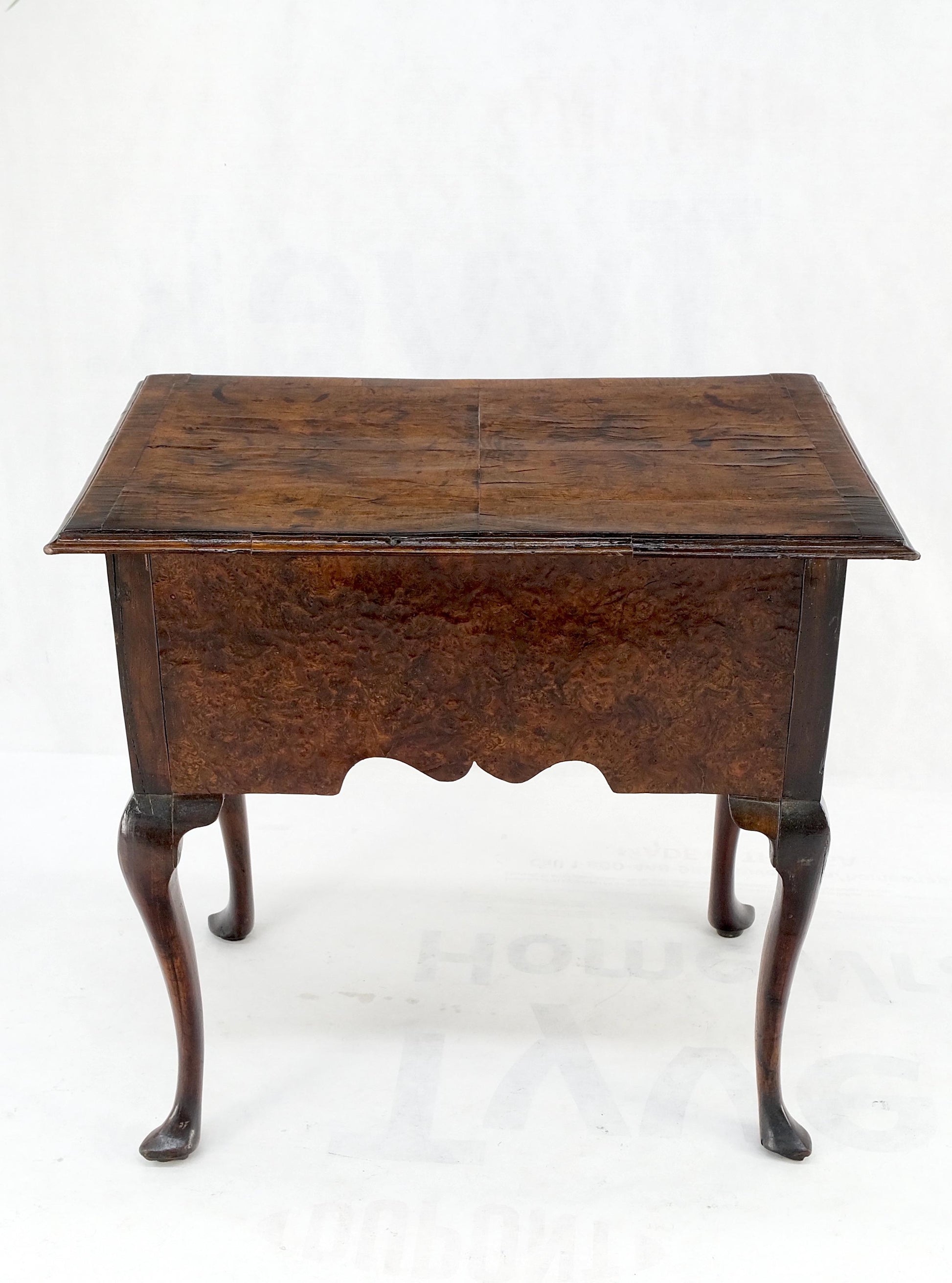 Antique Walnut 18th Century Queen Ann 3 Drawers Low Boy Good Condition