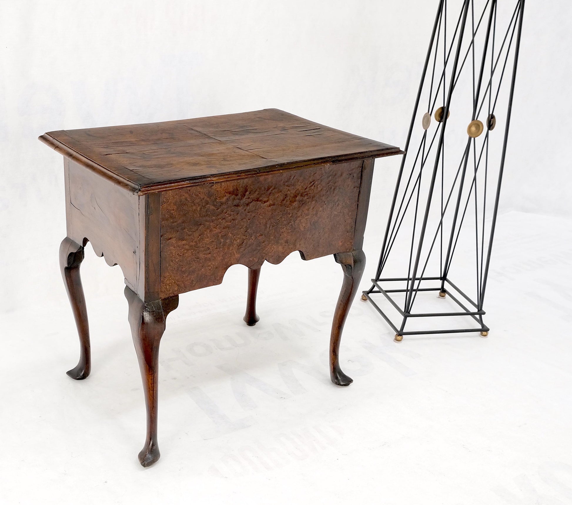 Antique Walnut 18th Century Queen Ann 3 Drawers Low Boy Good Condition