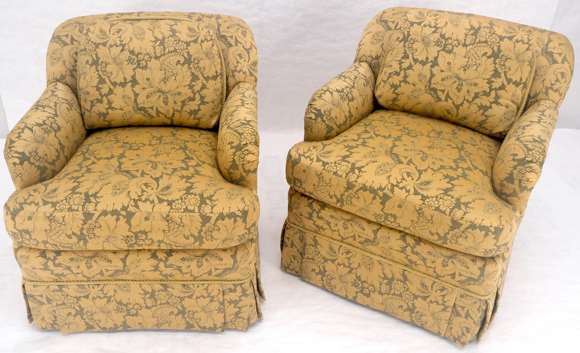 EstablishedLines Pair of Gold Floral Pattern Upholstery Lounge Chairs by Thomasville MINT