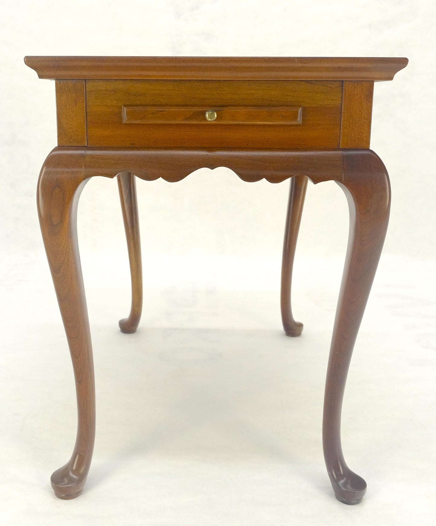 EstablishedLines Queen Ann Solid Mahogany Pull Out Trays Gallery Top Side End Table MINT