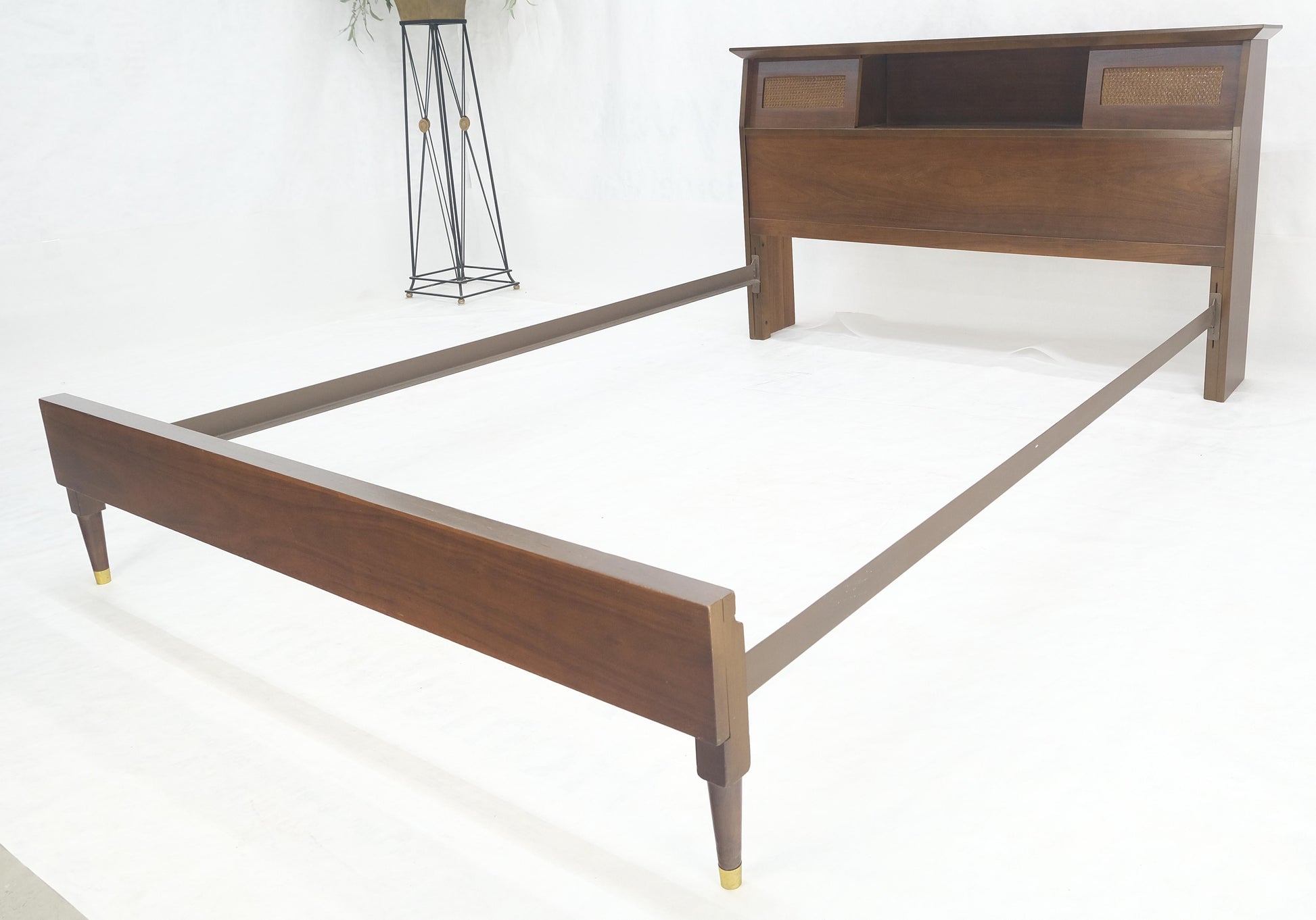 EstablishedLines Walnut Storage Compartment Wedge Shape Headboard Queen Size Bed w/ Rails MINT