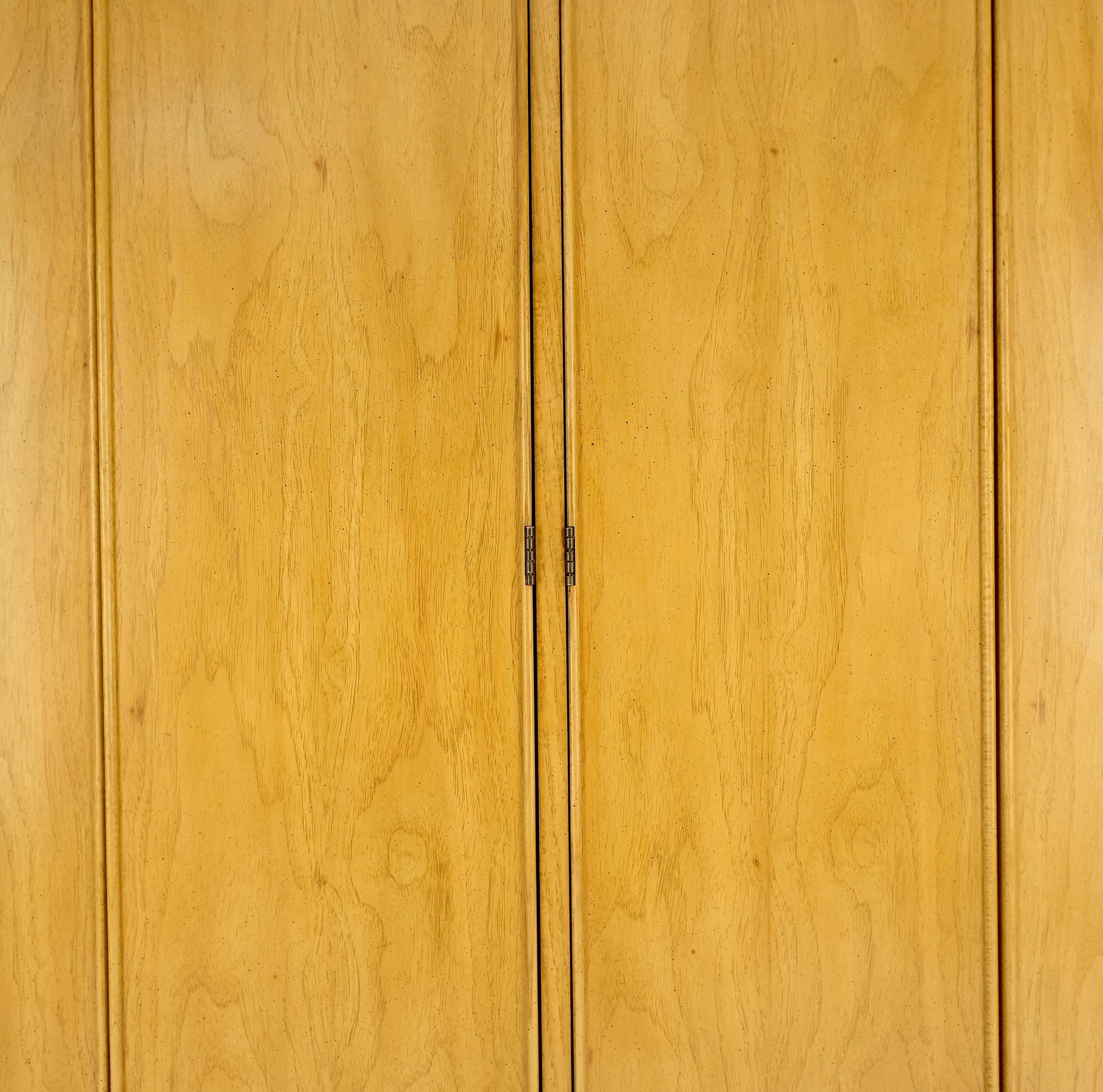 EstablishedLines Blond Walnut Side by Side 4 Doors Two Compartment Chest Drawers Dresser MINT!