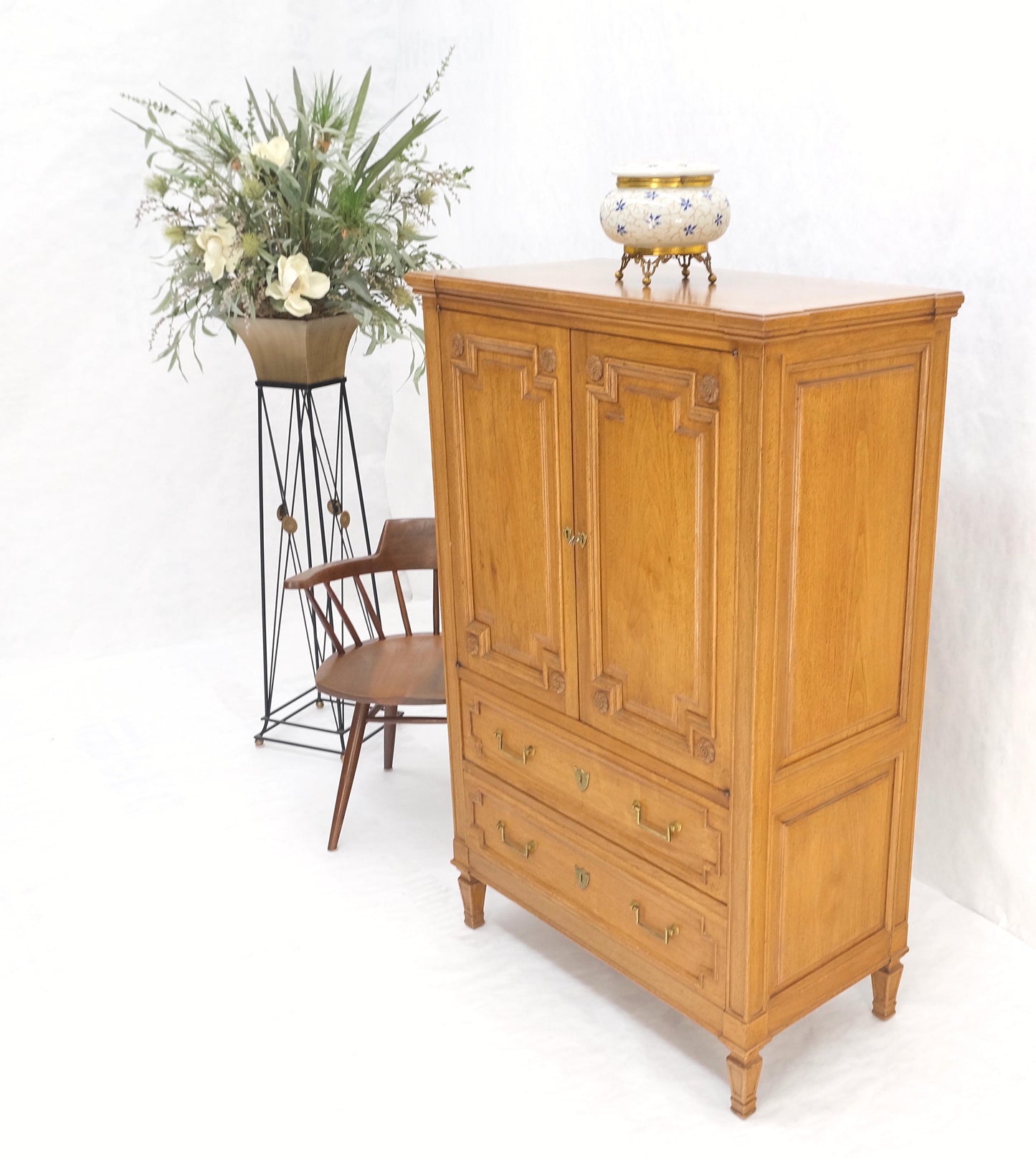 Superior Quality Raised Panel High Chest Dresser Cabinet Dresser MINT!