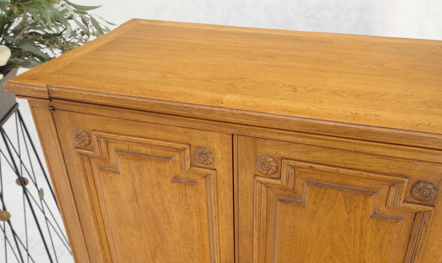 Superior Quality Raised Panel High Chest Dresser Cabinet Dresser MINT!