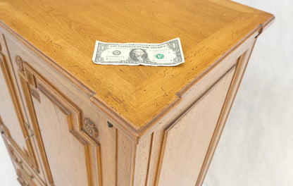 Superior Quality Raised Panel High Chest Dresser Cabinet Dresser MINT!