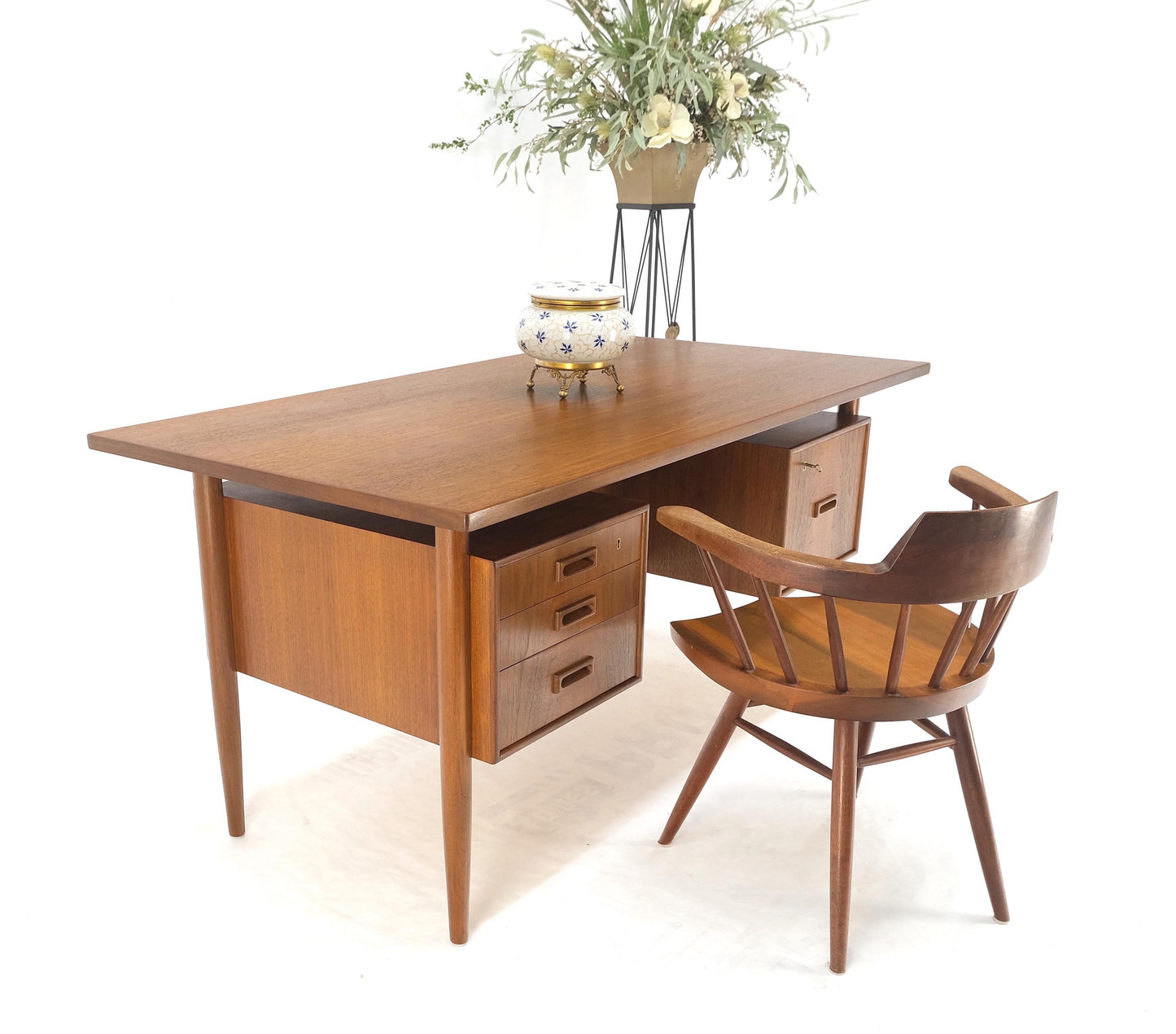 Danish Mid-Century Modern Floating Teak Desk Bookcase File Drawer Key Mint!