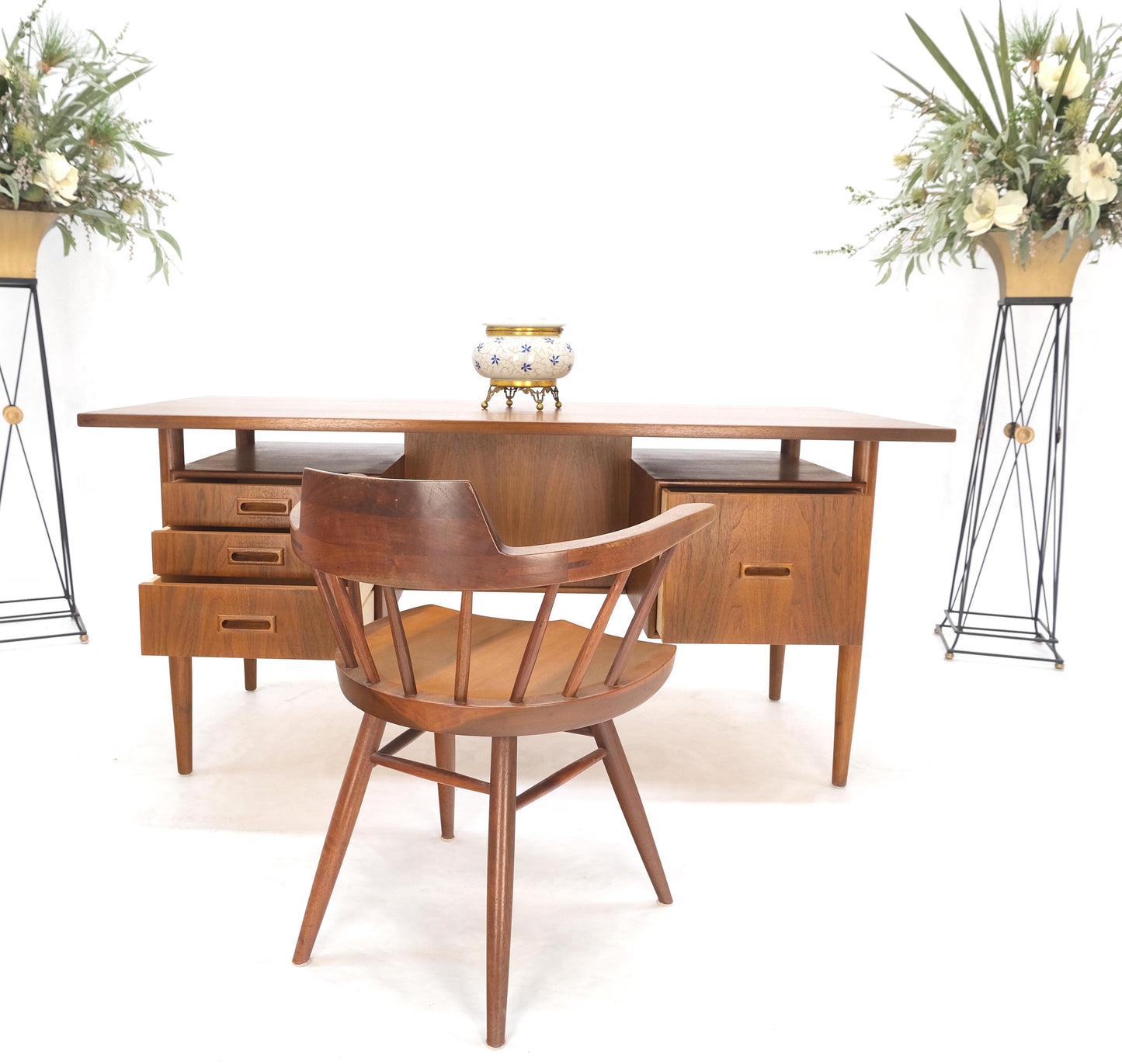 Danish Mid-Century Modern Floating Teak Desk Bookcase File Drawer Key Mint!