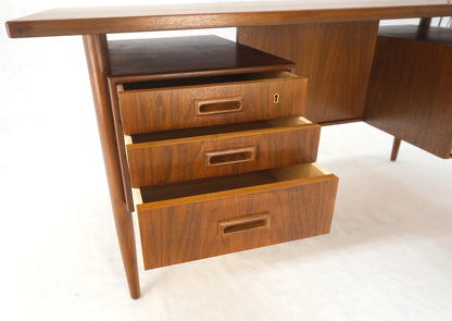 Danish Mid-Century Modern Floating Teak Desk Bookcase File Drawer Key Mint!
