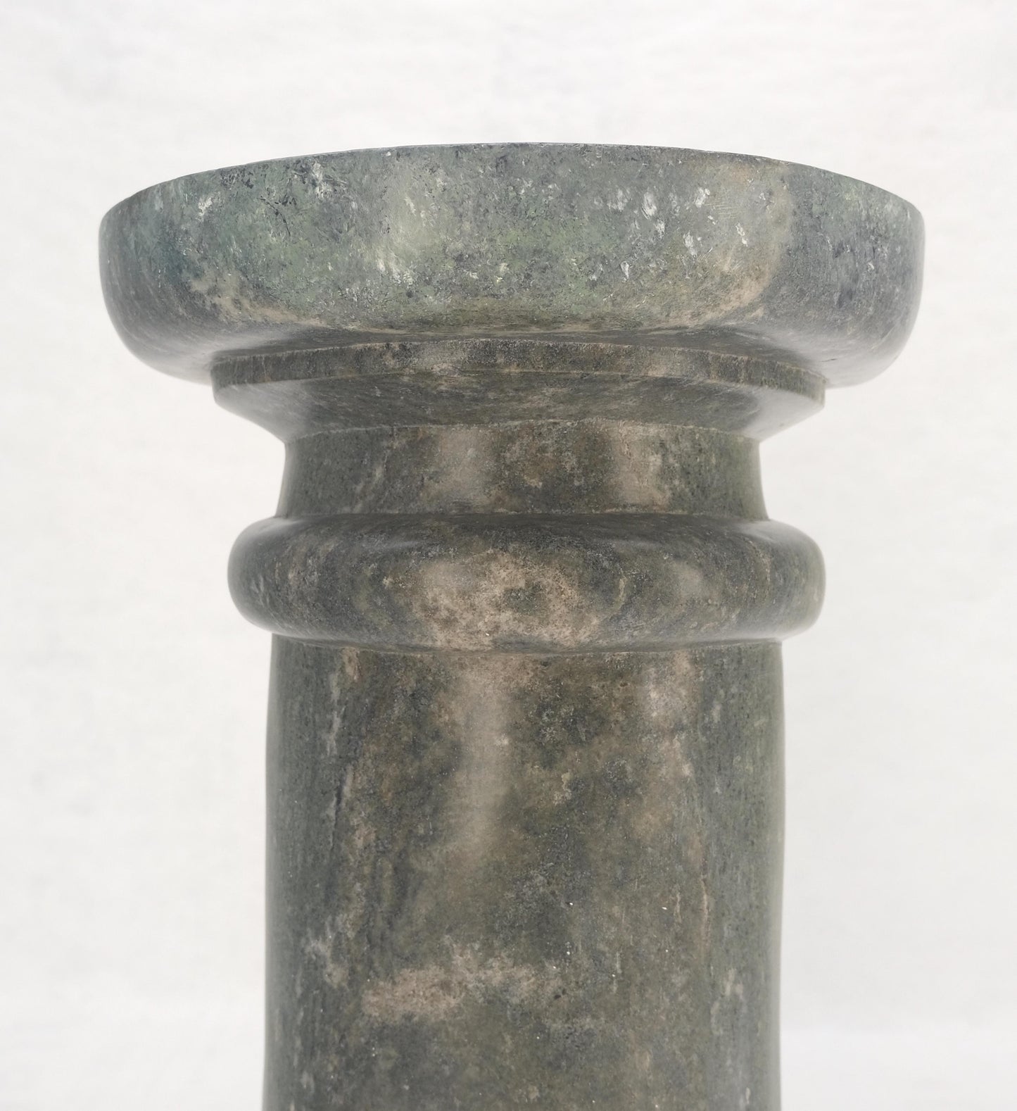 EstablishedLines Large 15" Diameter Turned Marble Pedestal MINT