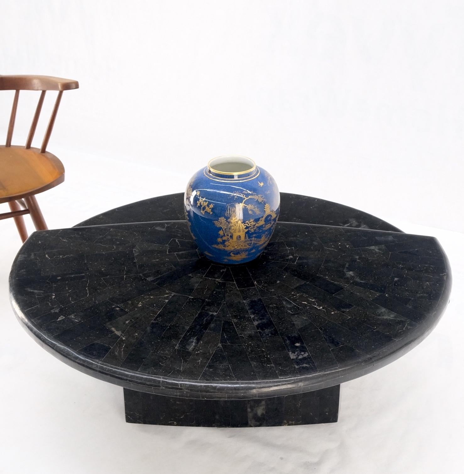 EstablishedLines Swivel Adjustable Round Top Black Tessellated Marble Coffee Table MINT!