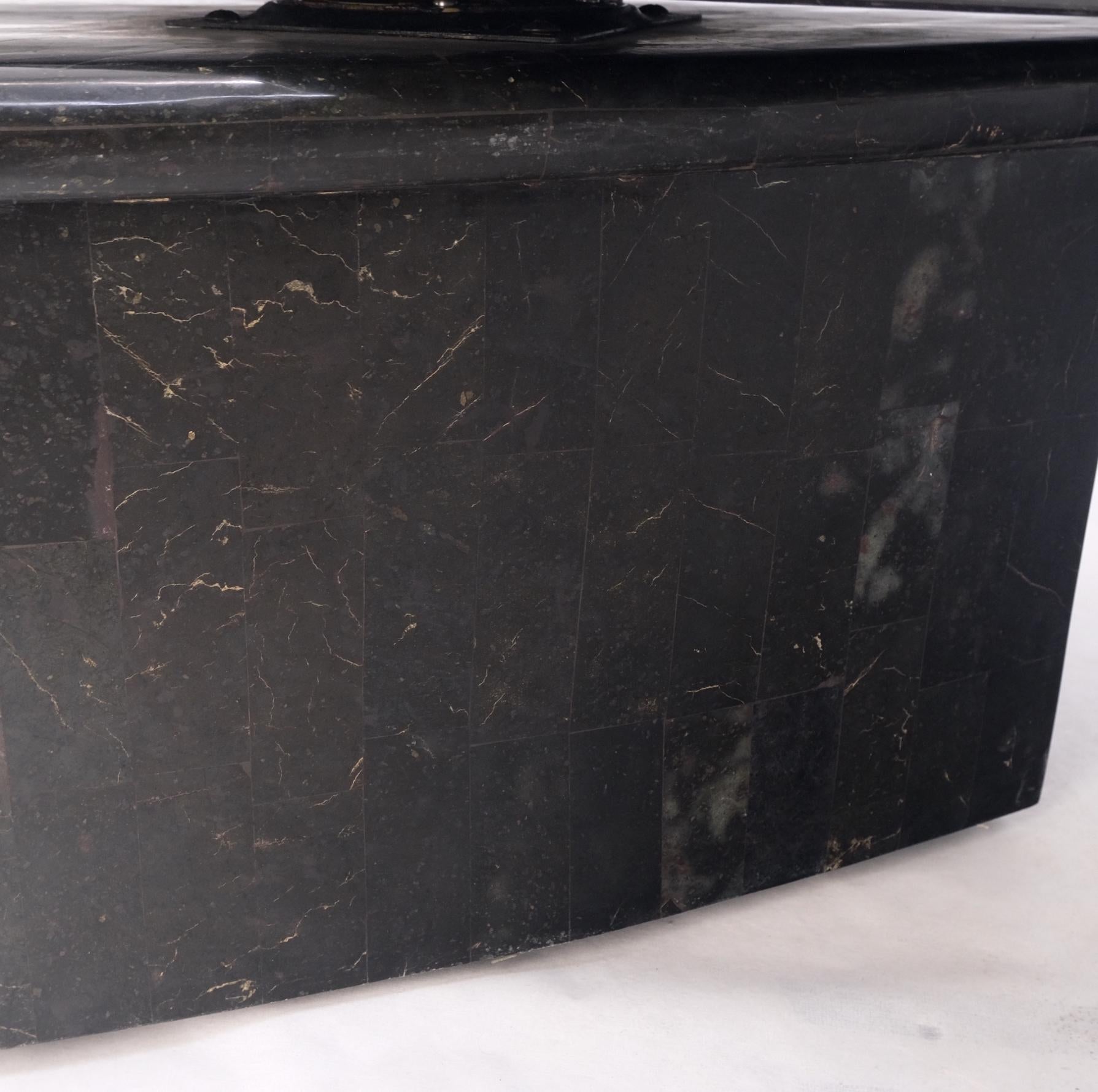EstablishedLines Swivel Adjustable Round Top Black Tessellated Marble Coffee Table MINT!