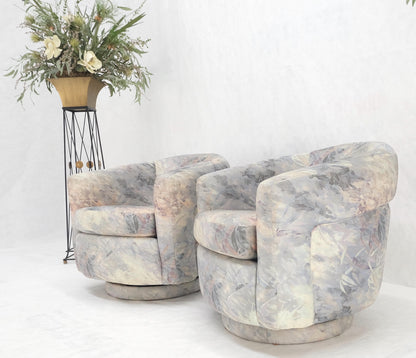Pair Mid-Century Modern Milo Baughman Thayer Cogging Swivel Barrel Lounge Chairs