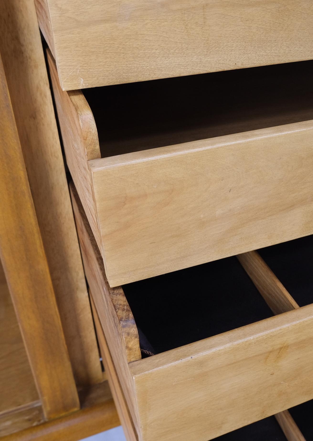EstablishedLines Gibbings Widdicomb 3 Doors Compartment Long Credenza Dresser Tapered Legs Mint