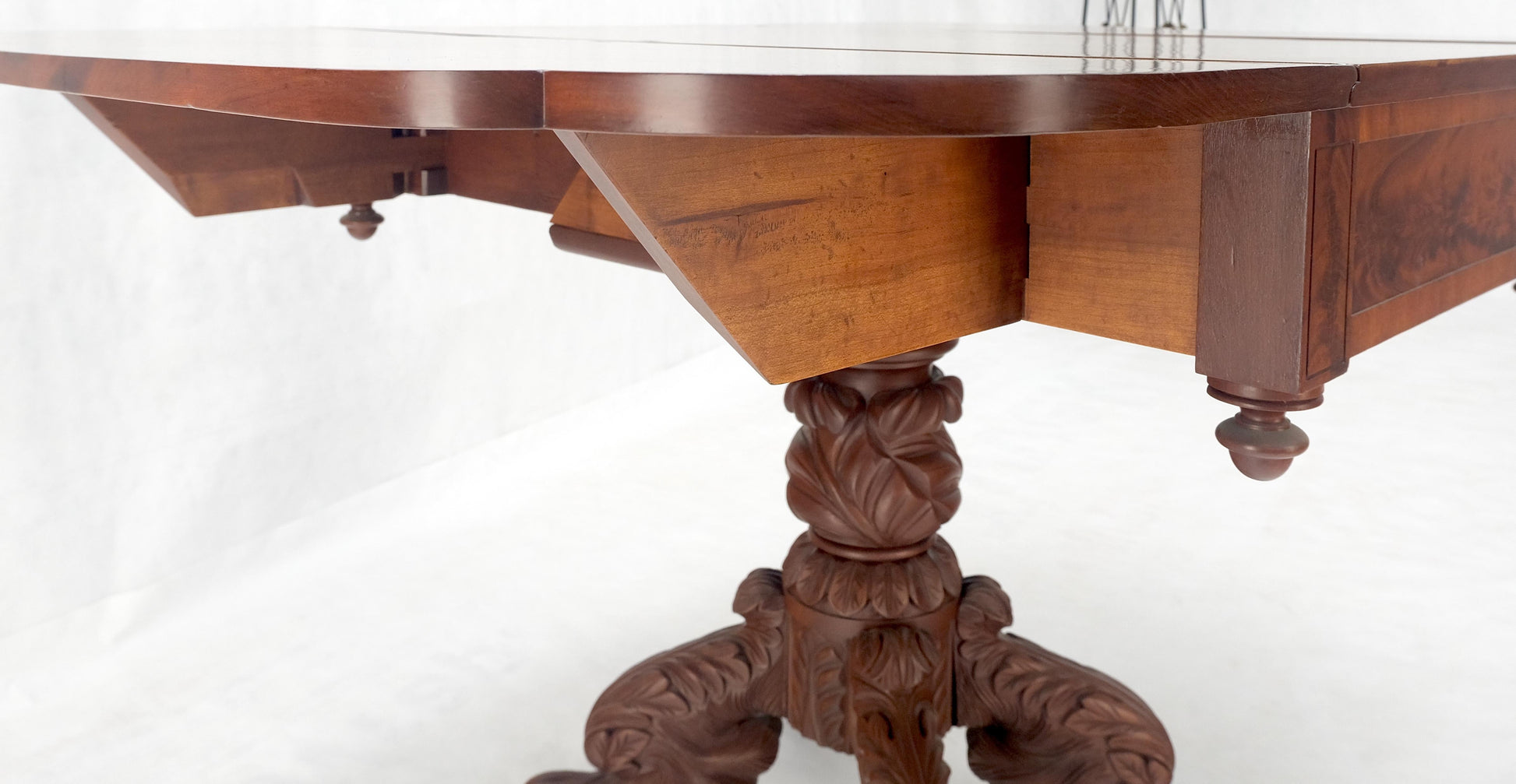 EstablishedLines Solid Mahogany Heavily Fine Carved Base Folding Drop Leaf Pembroke Table MINT!