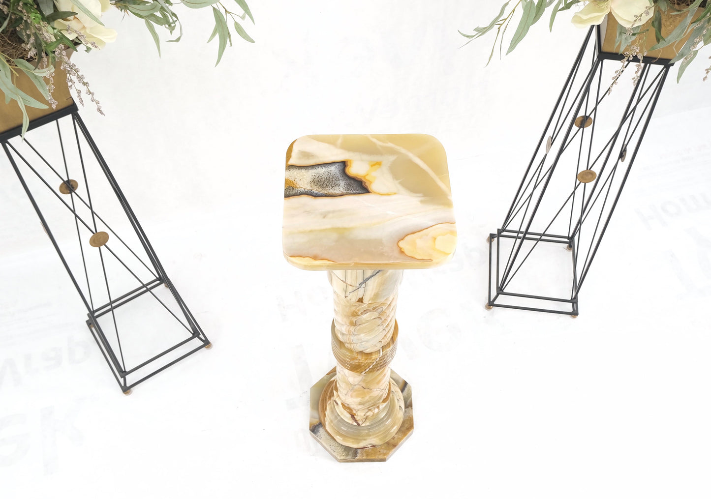 Very Fine Carved Onyx Marble Stone Twisted Rope Style Large Pedestal Mint!