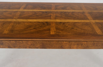 EstablishedLines Baker Vivid Pattern Walnut Top Burl Queen An Style Caved Legs Coffee Table MINT!