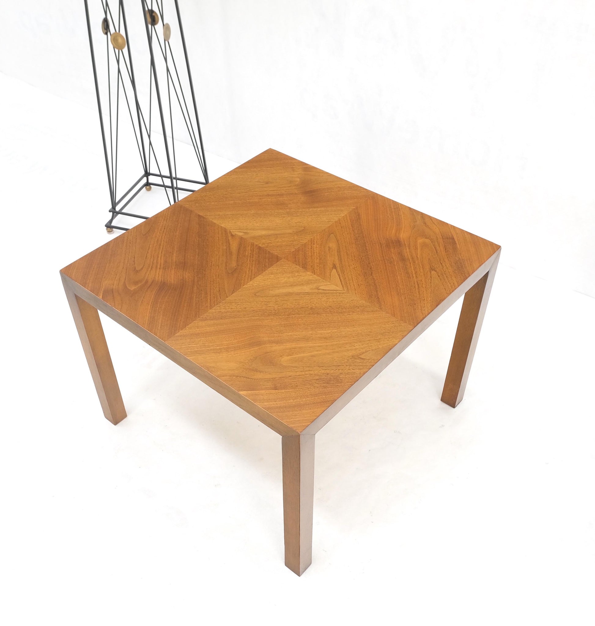 EstablishedLines Light Walnut Square Mid-Century Modern Side End Table Mint!