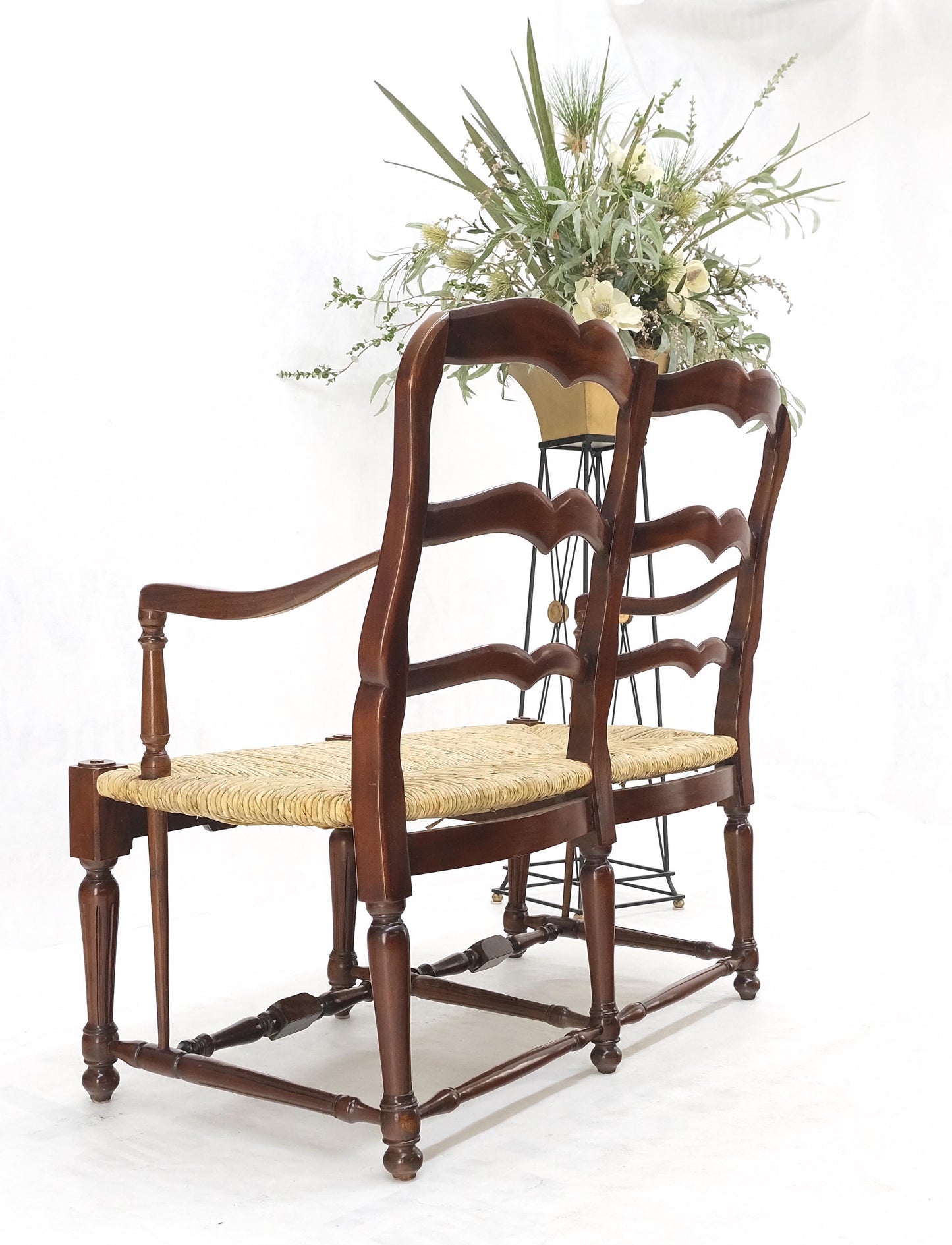 Carved Mahogany Ladder Back Country Rush Seat Loveseat Bench MINT!