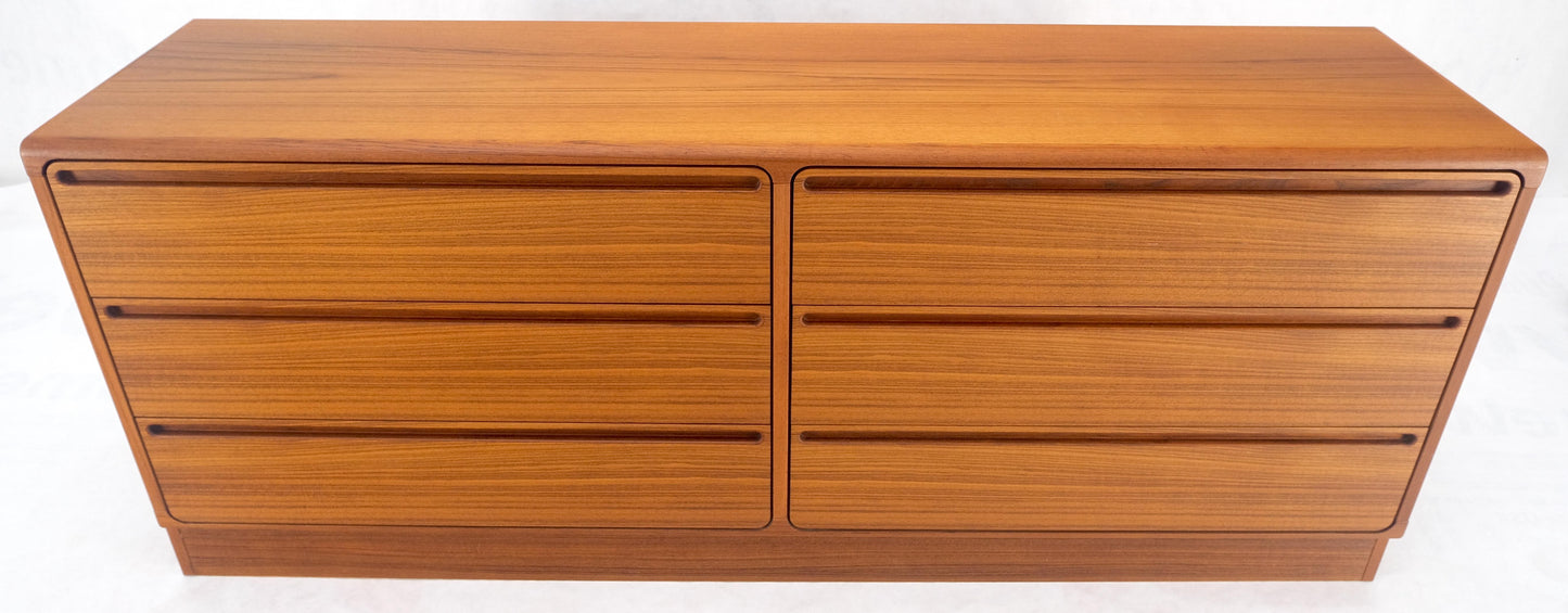 Danish Mid Century Modern Teak 6 Drawers Dresser Credenza Recessed Pulls MINT!
