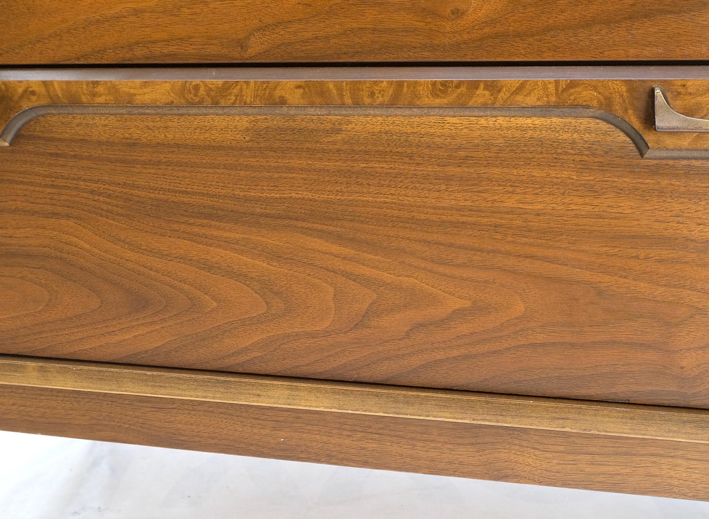 Mid-Century Modern Walnut & Burl Accents Dresser High Chest Mint!