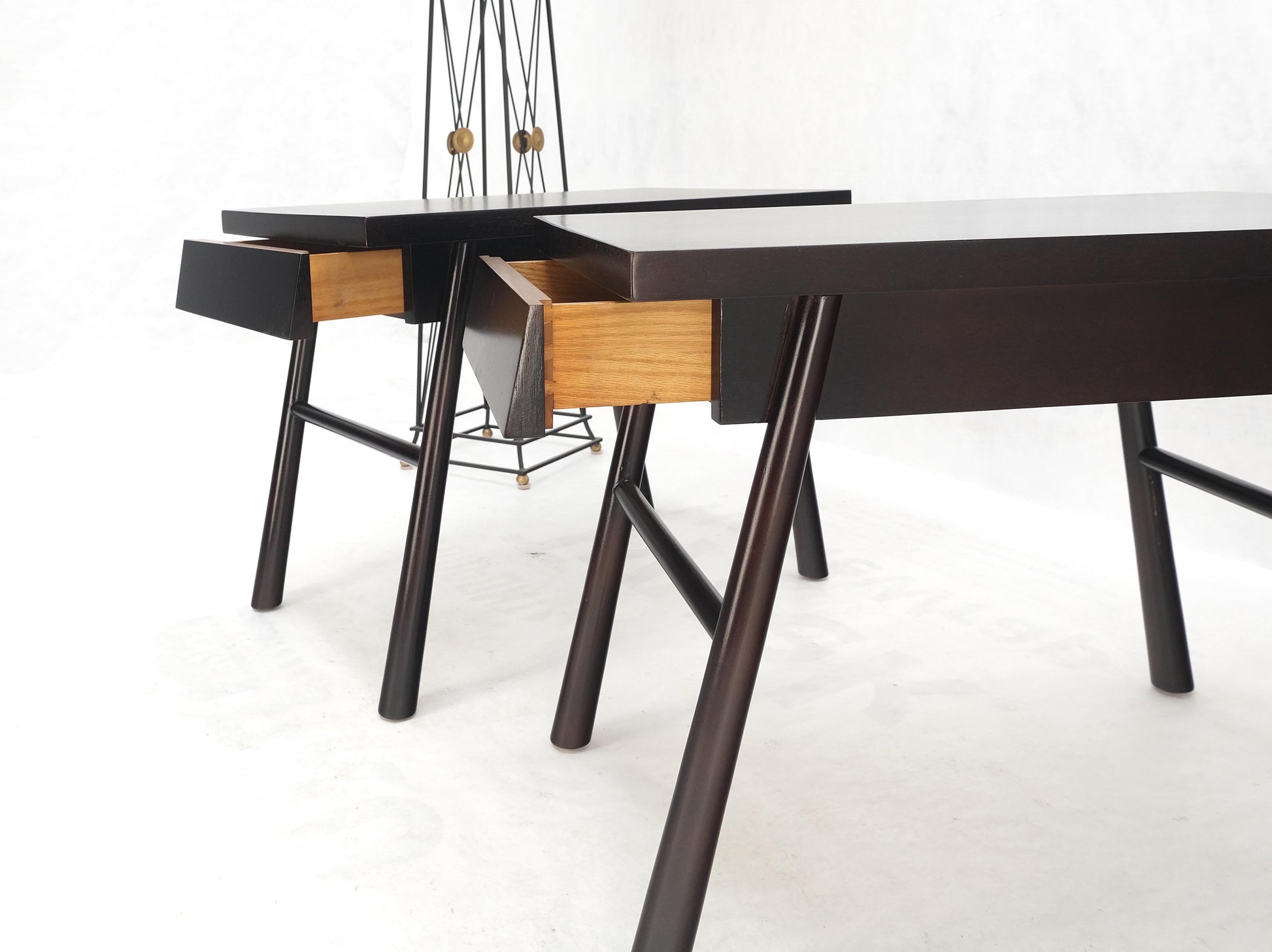 EstablishedLines Pair of Gibbings Ebonized Dark Lacquer Walnut One Drawer End Side Tables Mint!