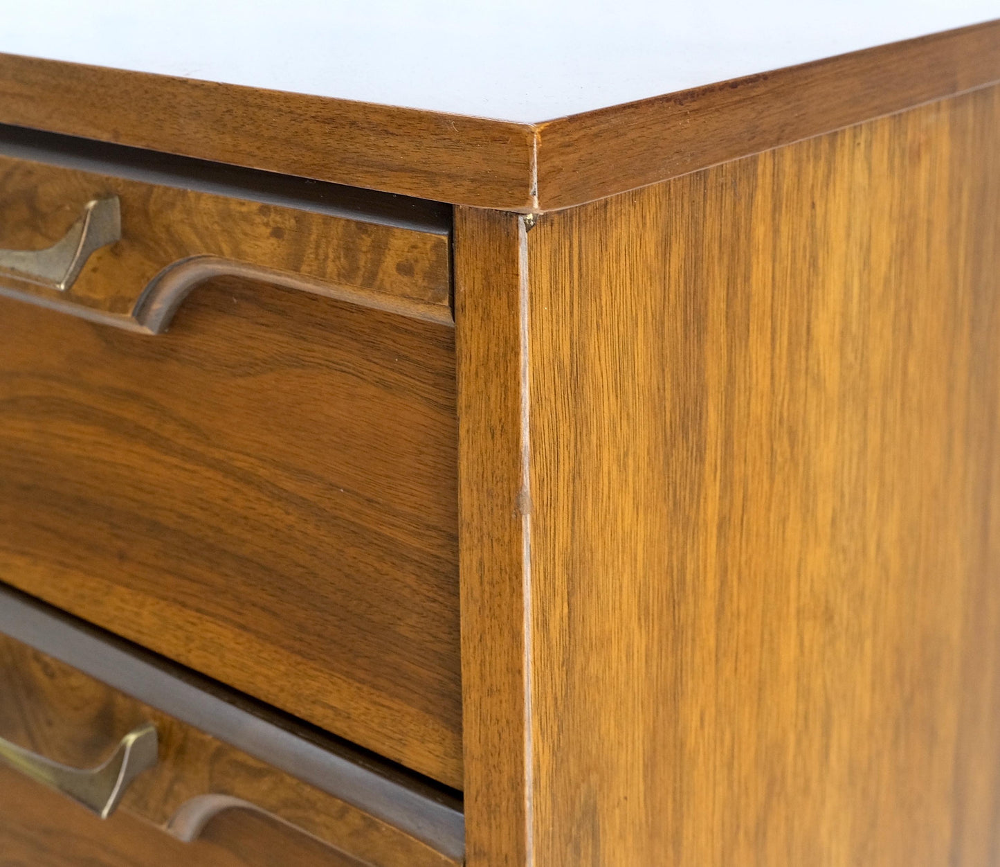 Mid-Century Modern Walnut & Burl Accents Dresser High Chest Mint!