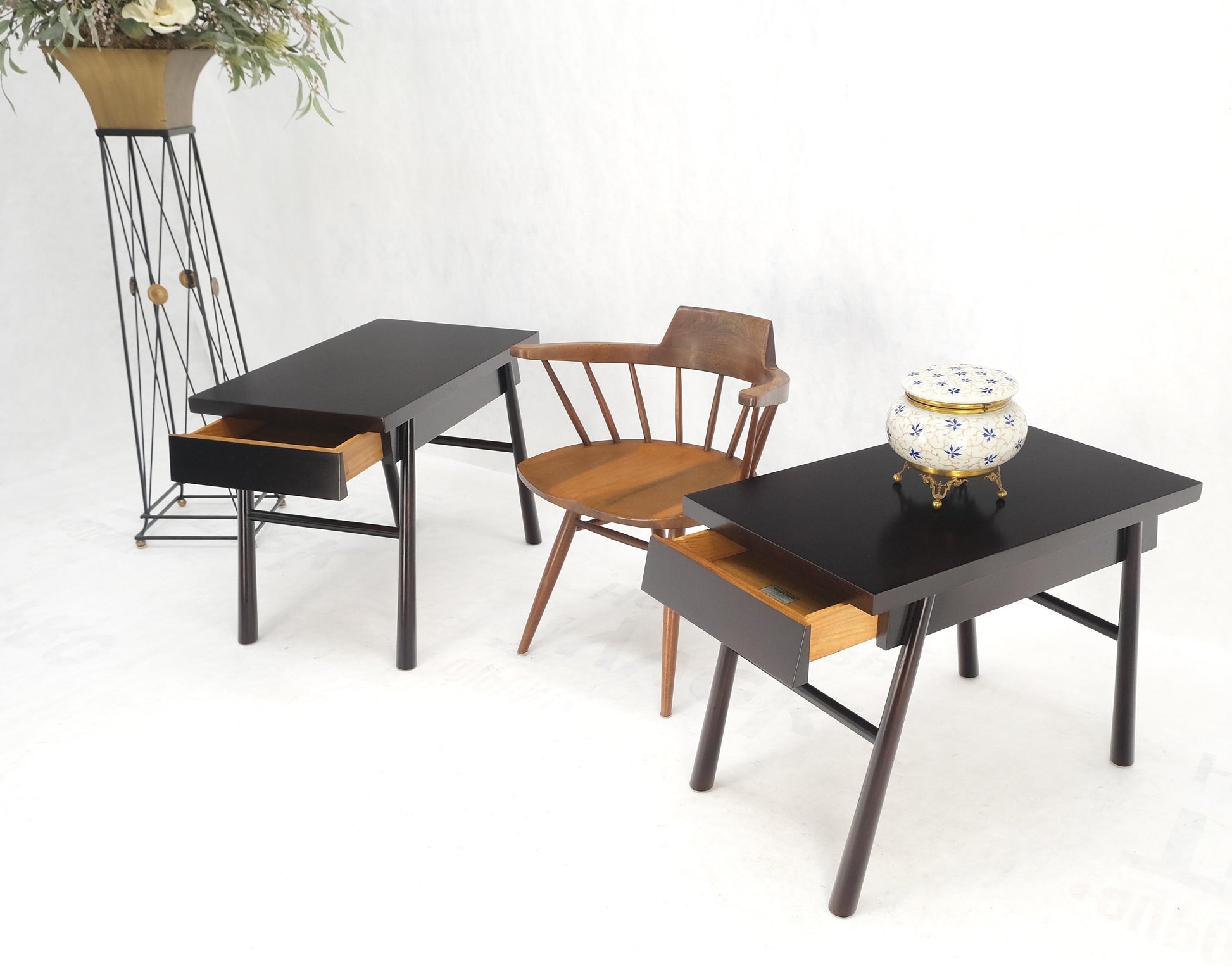 EstablishedLines Pair of Gibbings Ebonized Dark Lacquer Walnut One Drawer End Side Tables Mint!