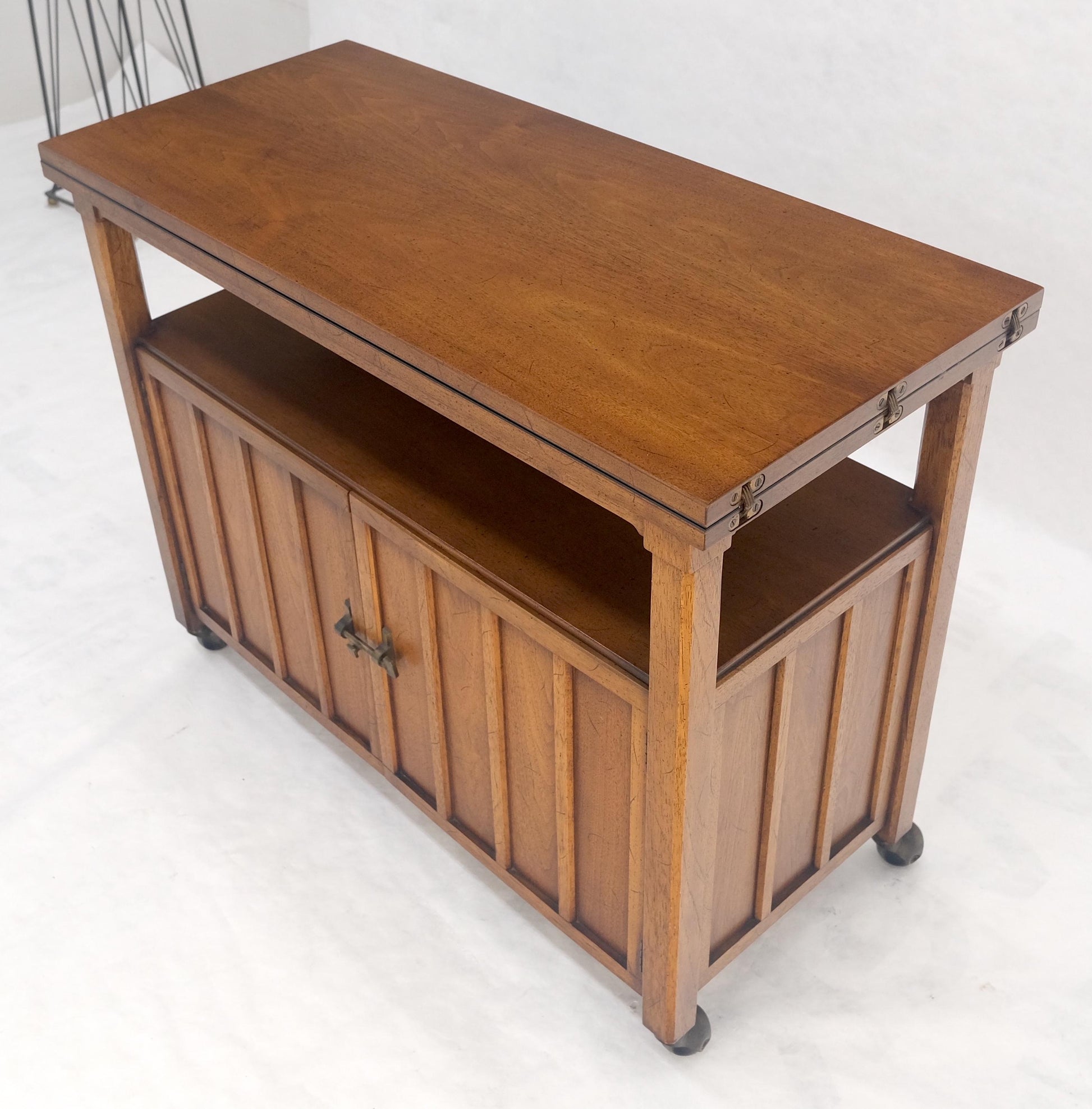 EstablishedLines Flip Top Mid  Century Modern Serving Cart Two Doors Compartment on Wheels MINT