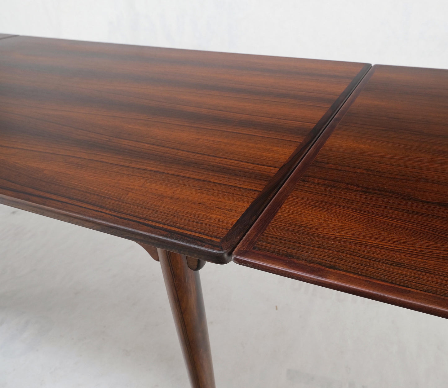 Large Danish Mid-Century Modern Rosewood Refectory Leaves Dining Table Mint!