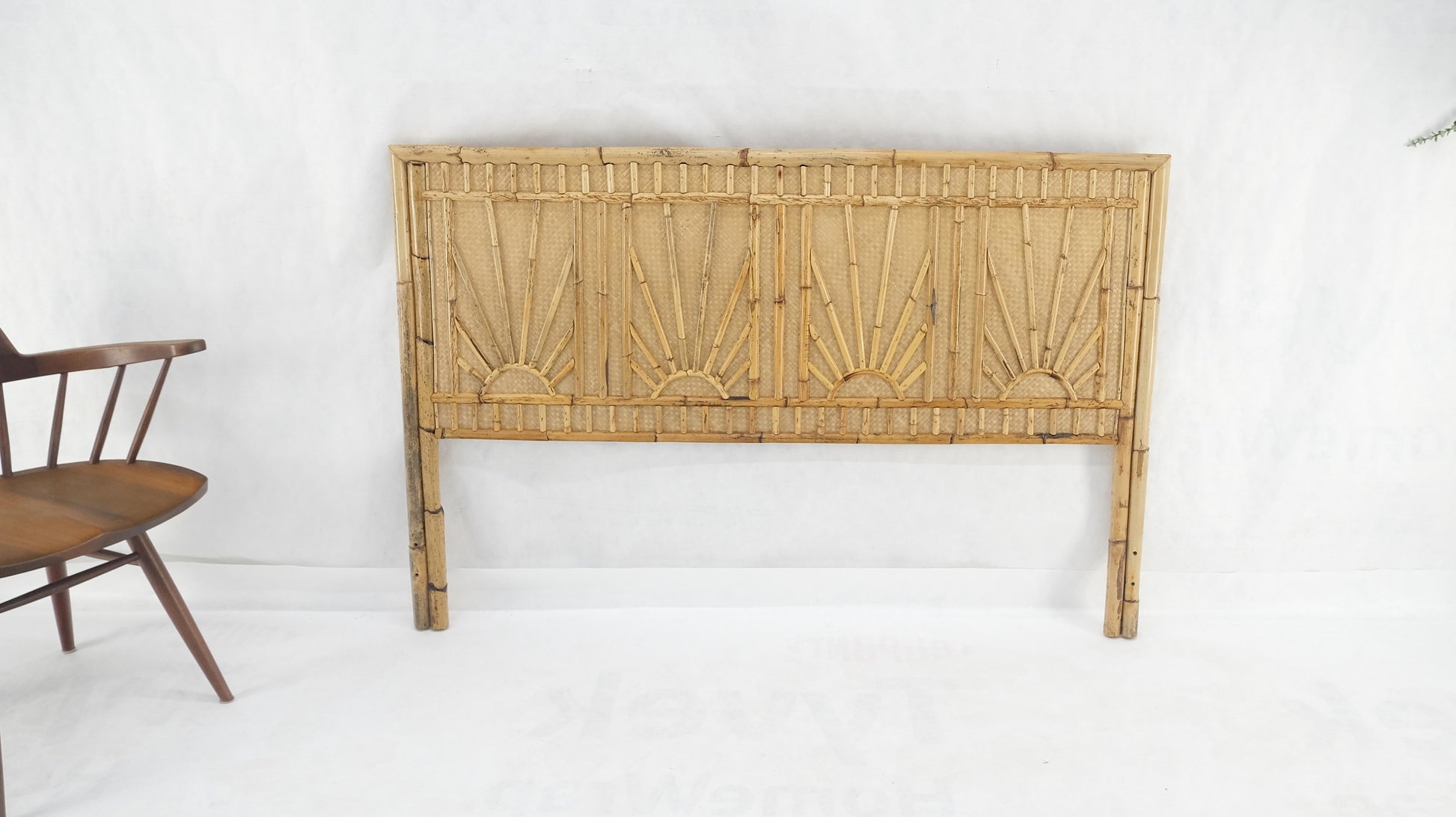 EstablishedLines Burnt Bamboo & Grasscloth Sun Burst Pattern Queen Size Headboard Bed MINT