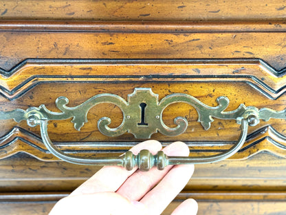 EstablishedLines Henredon Carved Chestnut Drawer Fronts Large Heavy Brass Drop Pulls Dresser MINT