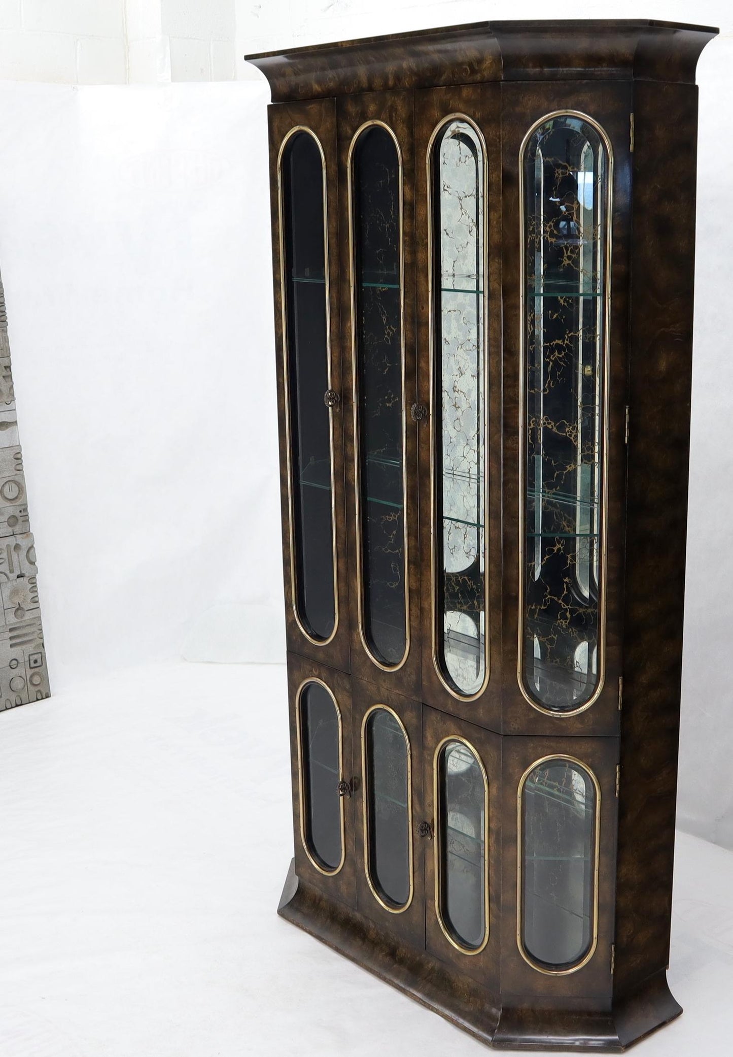 Mastercraft Burl Wood and Glass Curio Display Cabinet Vitrine Étagère Breakfront