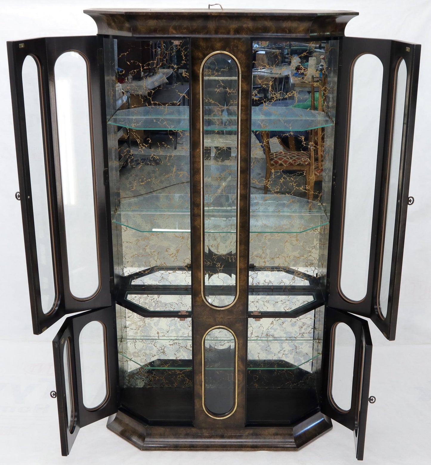 Mastercraft Burl Wood and Glass Curio Display Cabinet Vitrine Étagère Breakfront