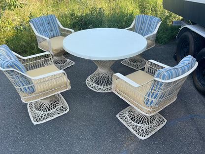 EstablishedLines Spun Fiberglass 5 Pieces Round Dining Table 4 Chair Russel Woodard Outdoor Set