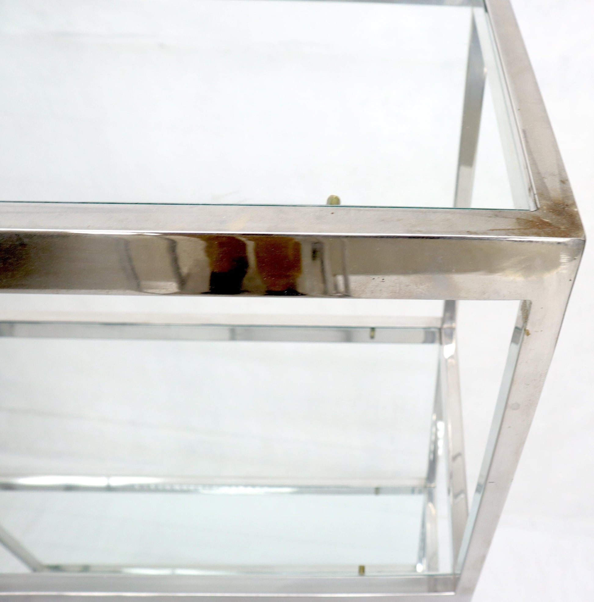 EstablishedLines Mid-Century Modern Five Shelves Chrome and Glass Shelving Unit Étagère