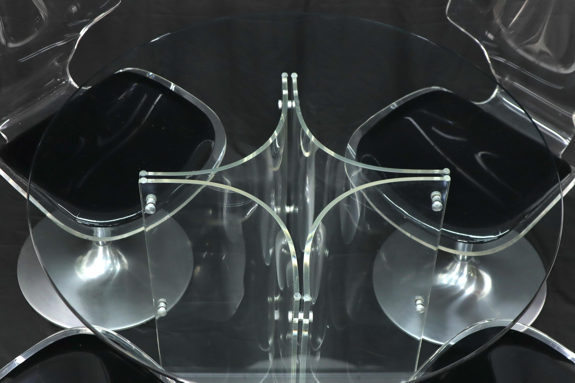 EstablishedLines Tulip Chrome Base Lucite Seats Set of 4 Chairs Dining Table with Glass Round Top