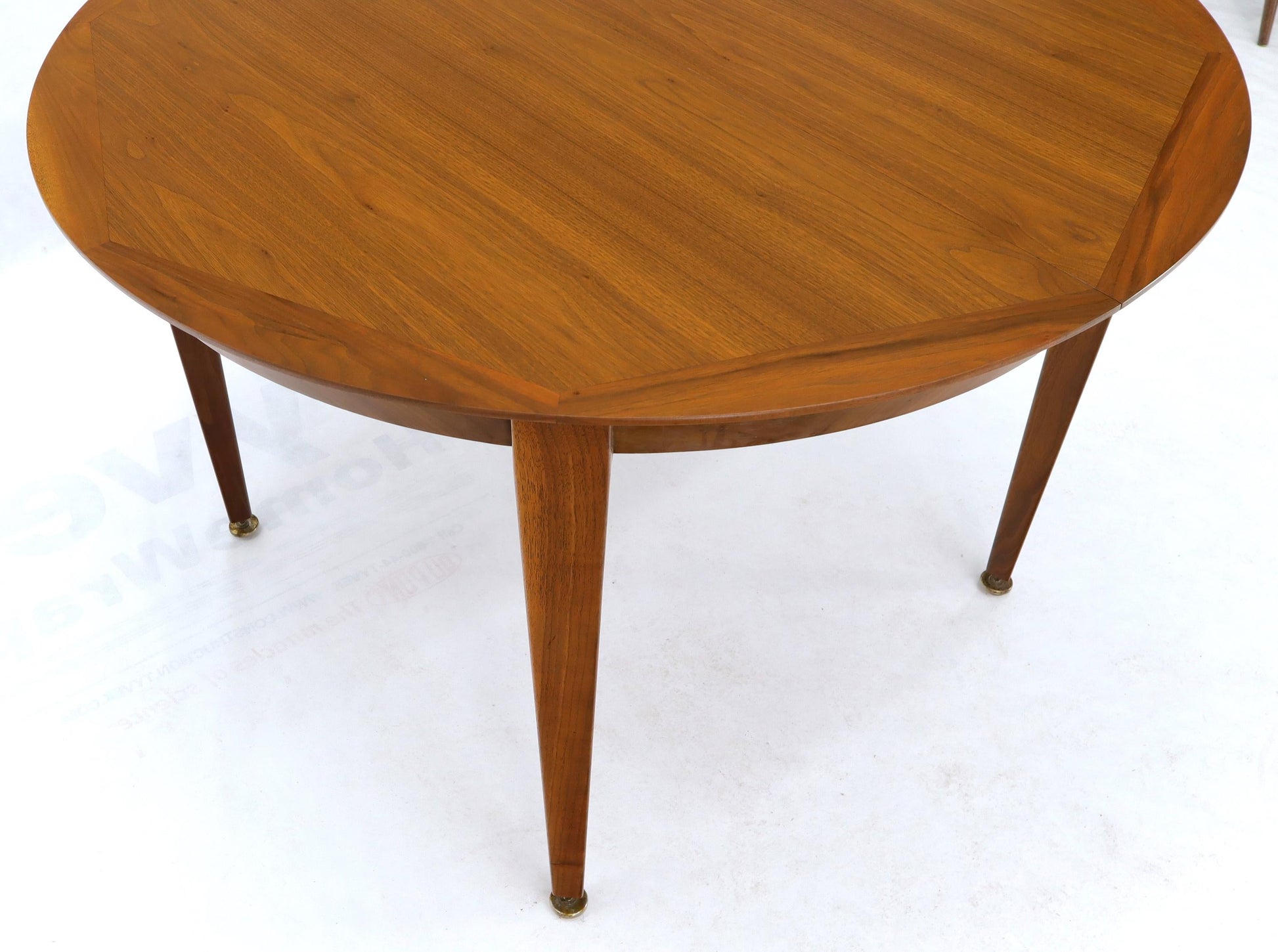 EstablishedLines Round Walnut Tapered Legs Dining Room Table with Two Extensions Boards