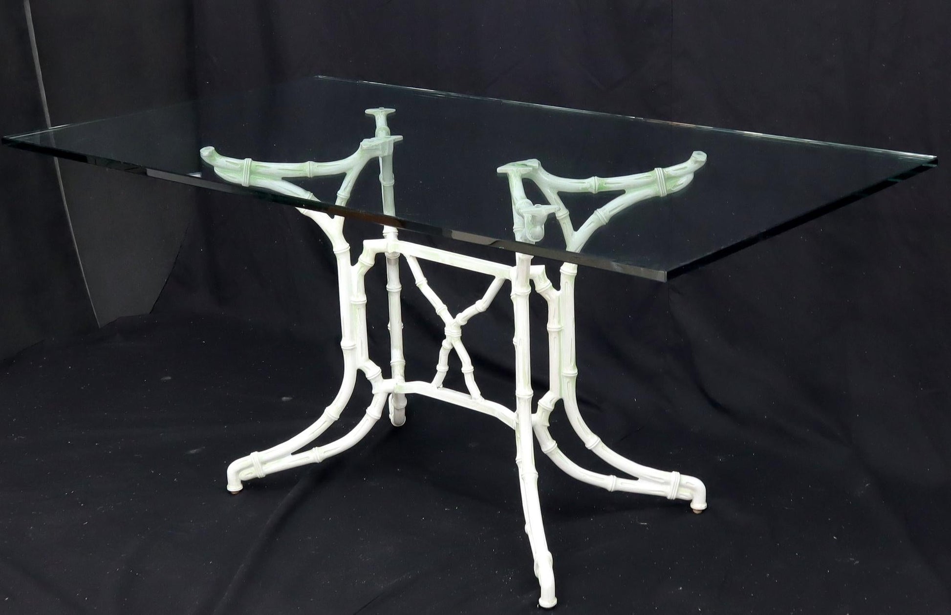 EstablishedLines Cast Aluminum Faux Bamboo Dining Table w/ 4 Matching Chairs Outdoors Green Vinyl