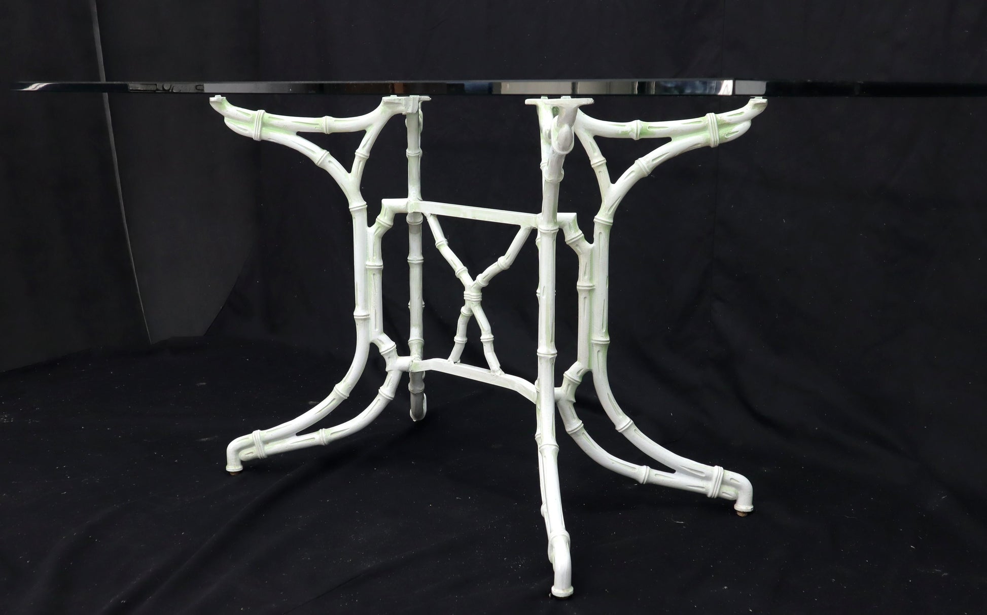 EstablishedLines Cast Aluminum Faux Bamboo Dining Table w/ 4 Matching Chairs Outdoors Green Vinyl