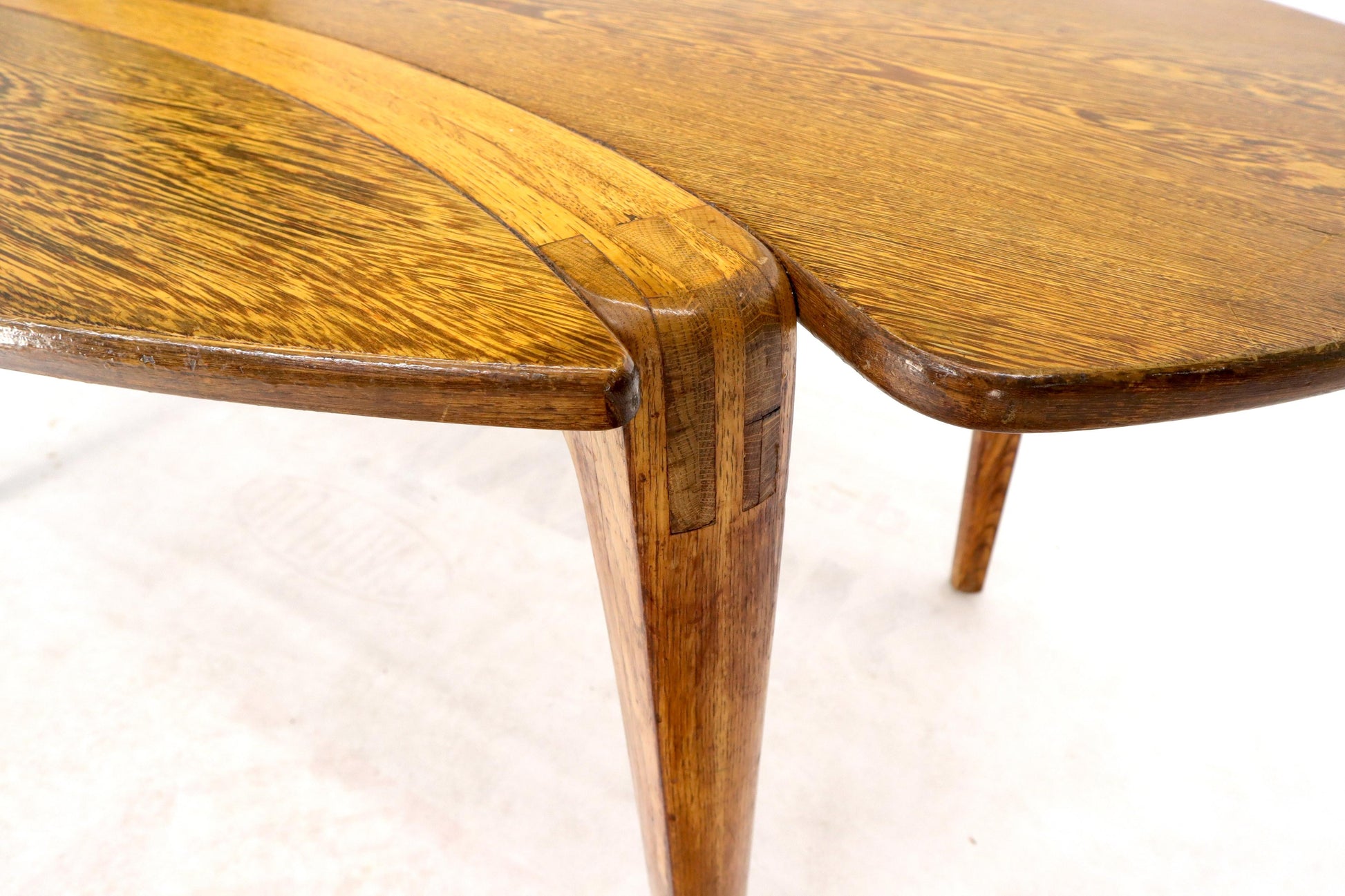 EstablishedLines Studio Made Sculptural Legs Oval Shape Dining Table on Tapered Legs